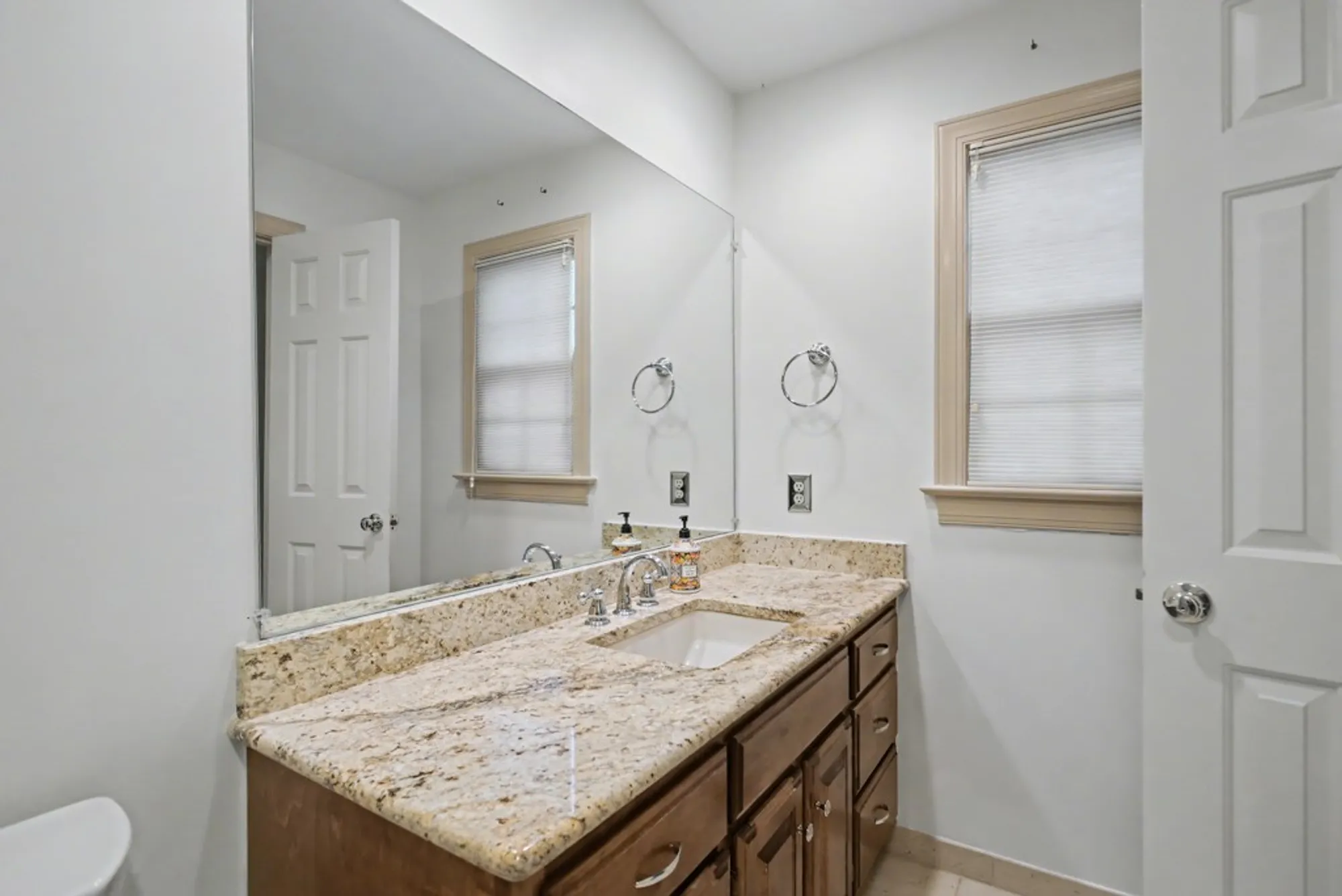 Property Slideshow image 34 of 42 | 117 thomas gates, Williamsburg, VA, 23185