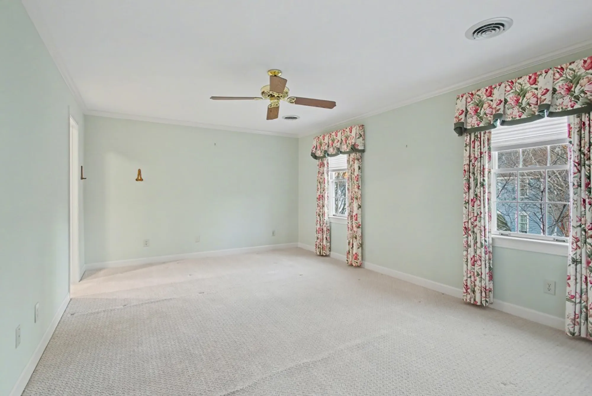 Property Slideshow image 31 of 42 | 117 thomas gates, Williamsburg, VA, 23185