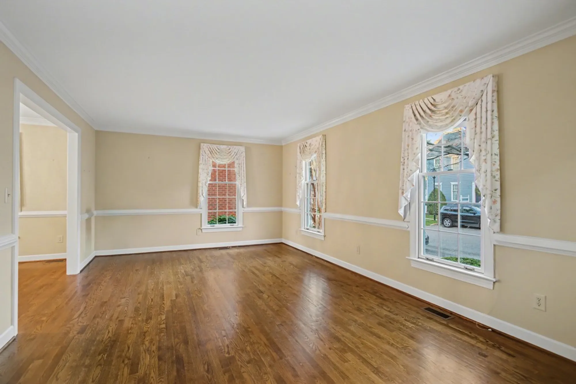 Property Slideshow image 6 of 42 | 117 thomas gates, Williamsburg, VA, 23185
