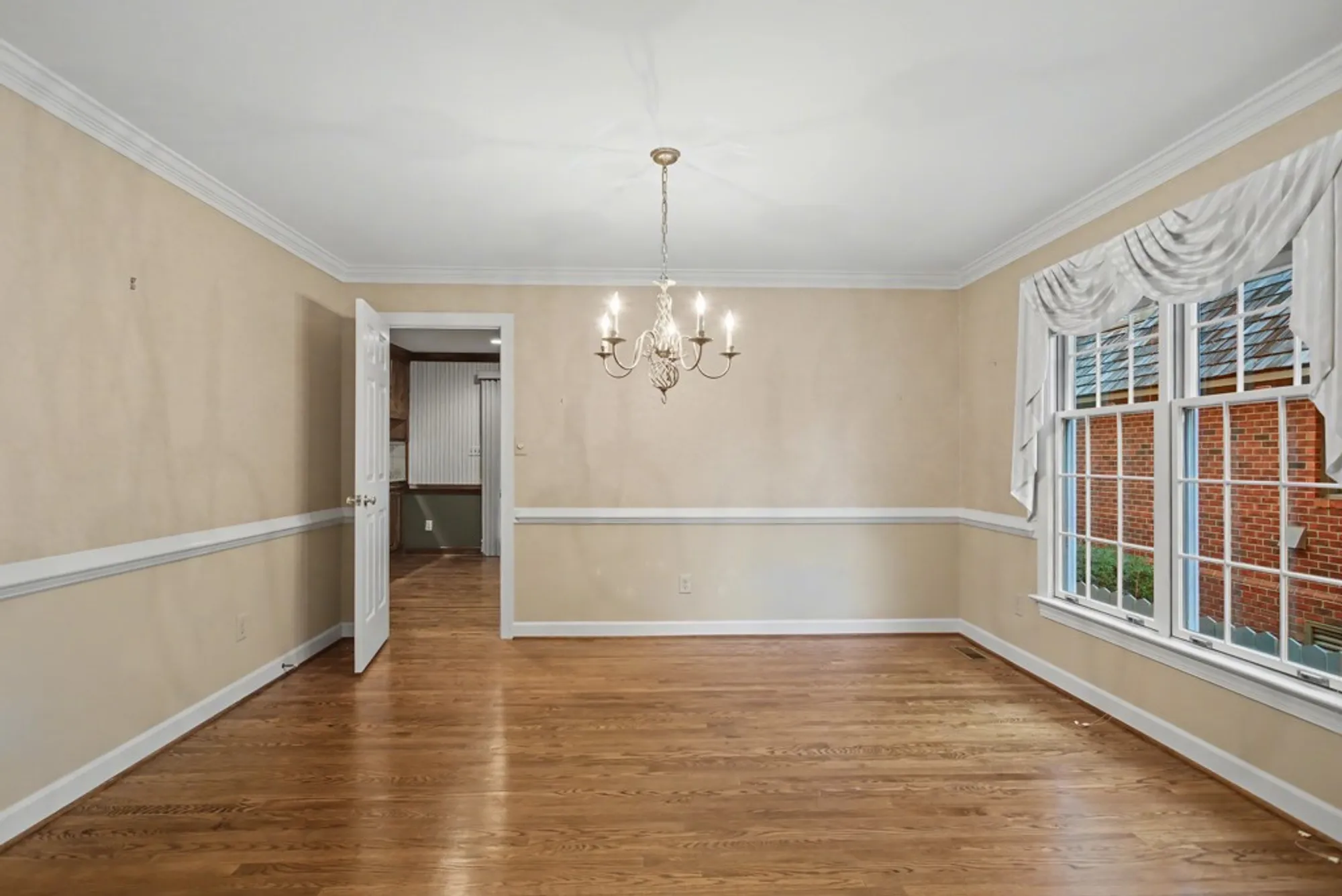 Property Slideshow image 9 of 42 | 117 thomas gates, Williamsburg, VA, 23185