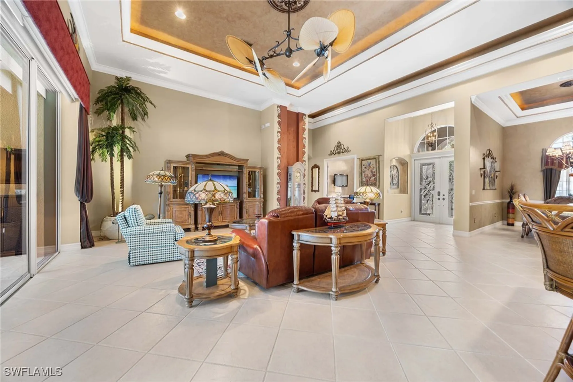 Property Slideshow image 14 of 50 | 9034 shenendoah cir, Naples, FL, 34113