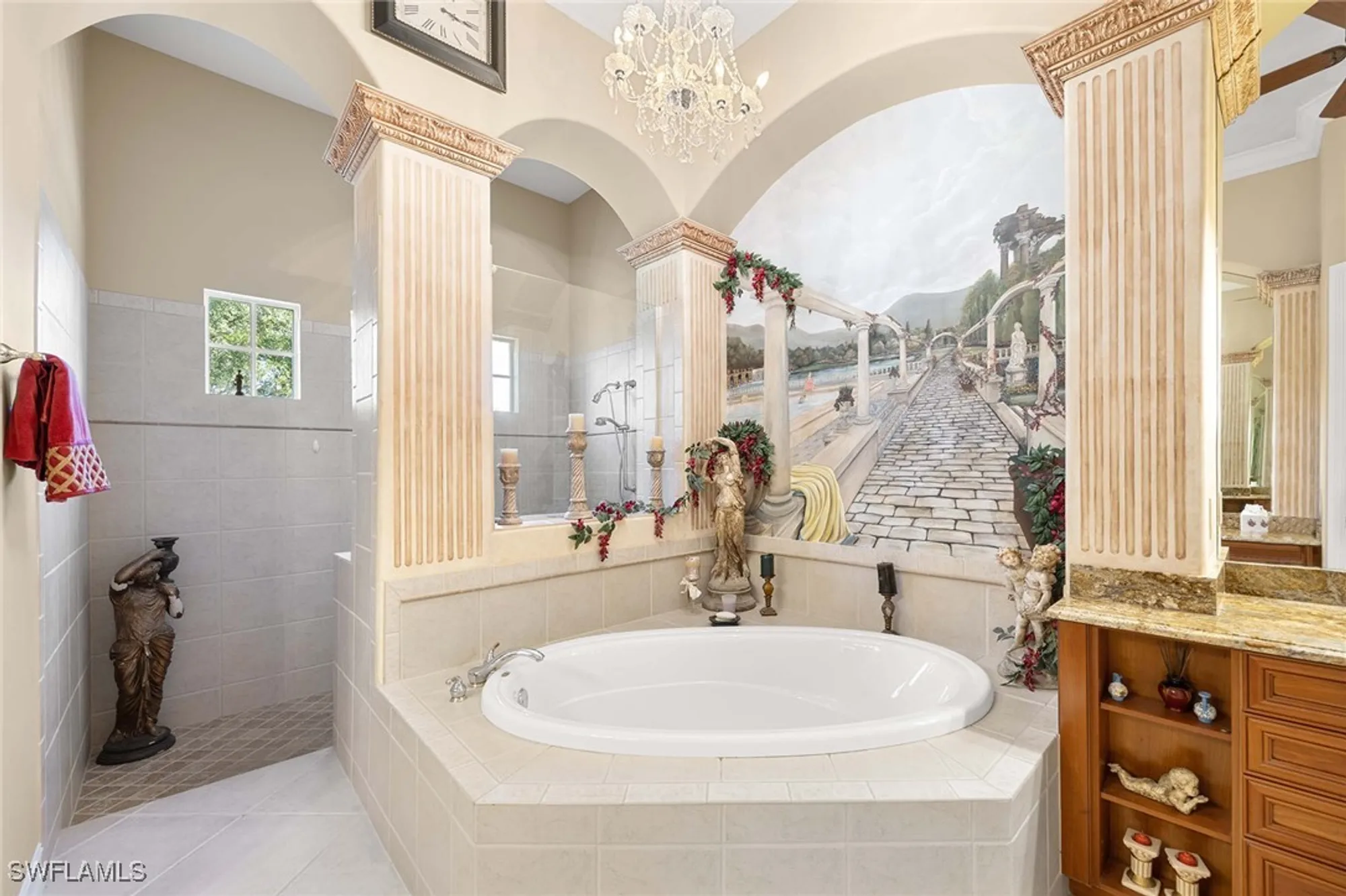 Property Slideshow image 24 of 50 | 9034 shenendoah cir, Naples, FL, 34113