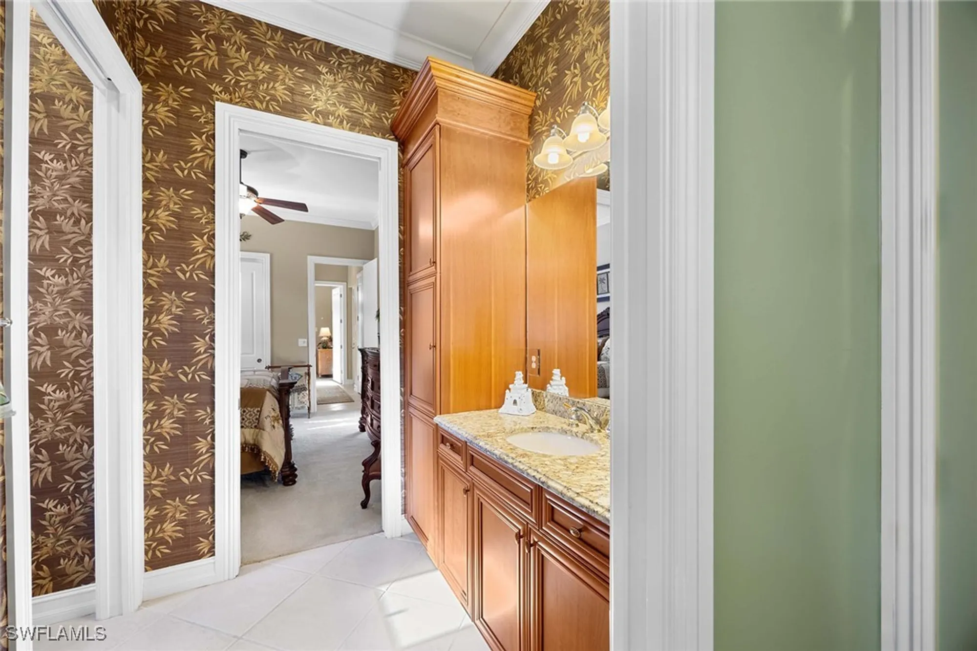 Property Slideshow image 27 of 50 | 9034 shenendoah cir, Naples, FL, 34113