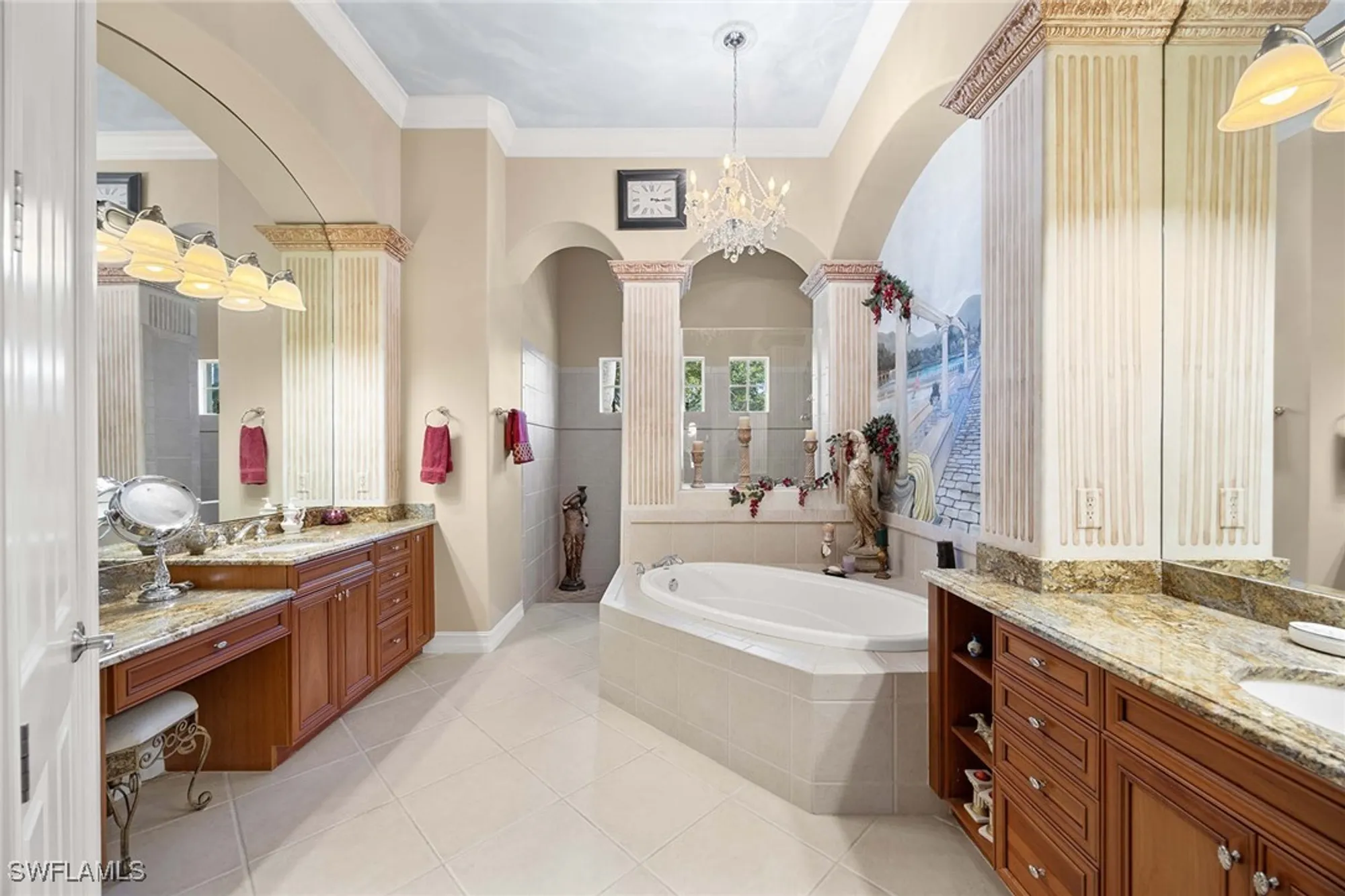 Property Slideshow image 23 of 50 | 9034 shenendoah cir, Naples, FL, 34113