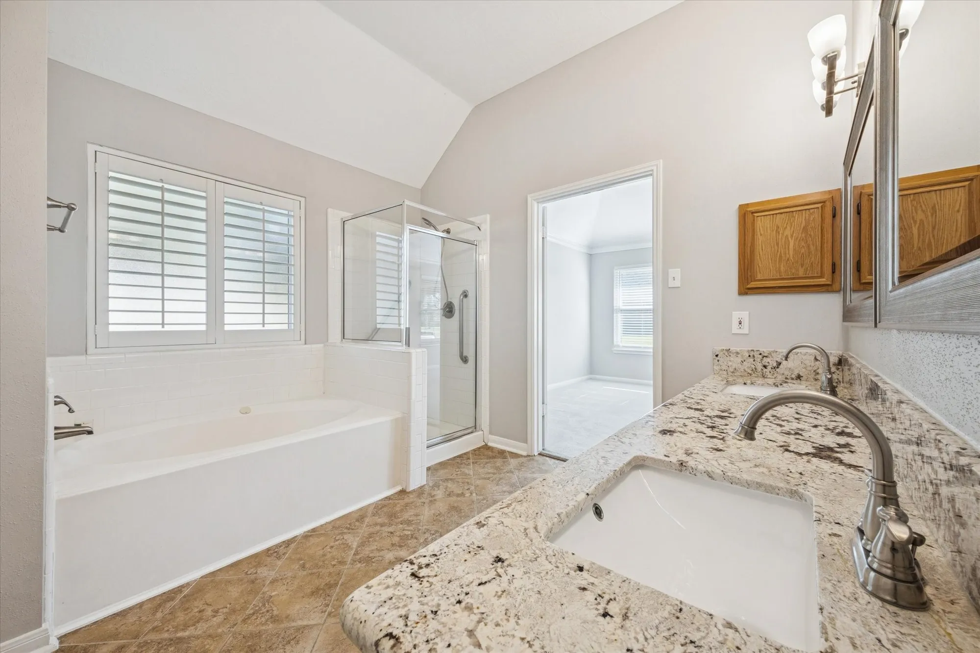 Property Slideshow image 18 of 26 | 3438 n peach hollow cir, Pearland, TX, 77584