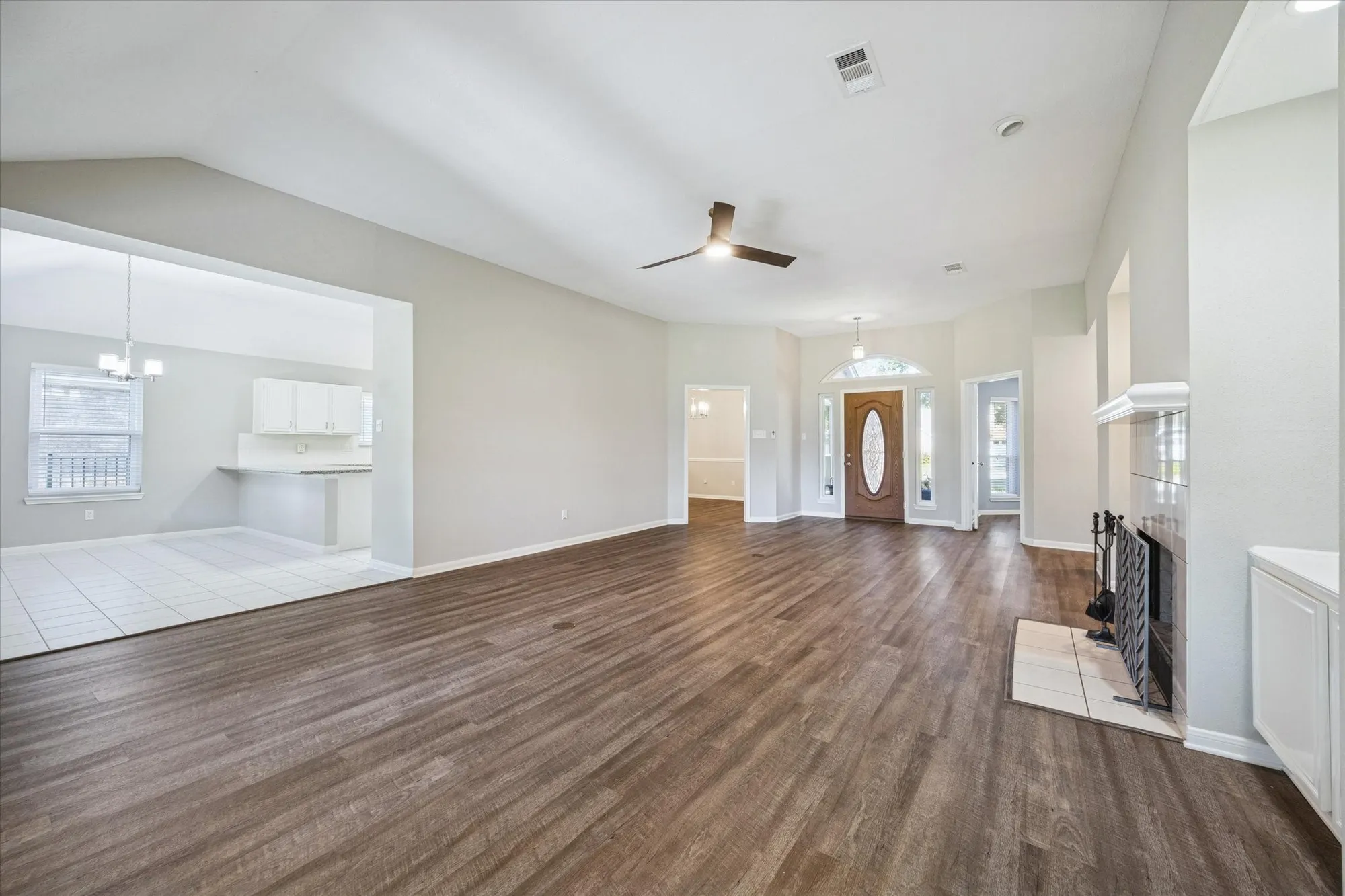 Property Slideshow image 10 of 26 | 3438 n peach hollow cir, Pearland, TX, 77584