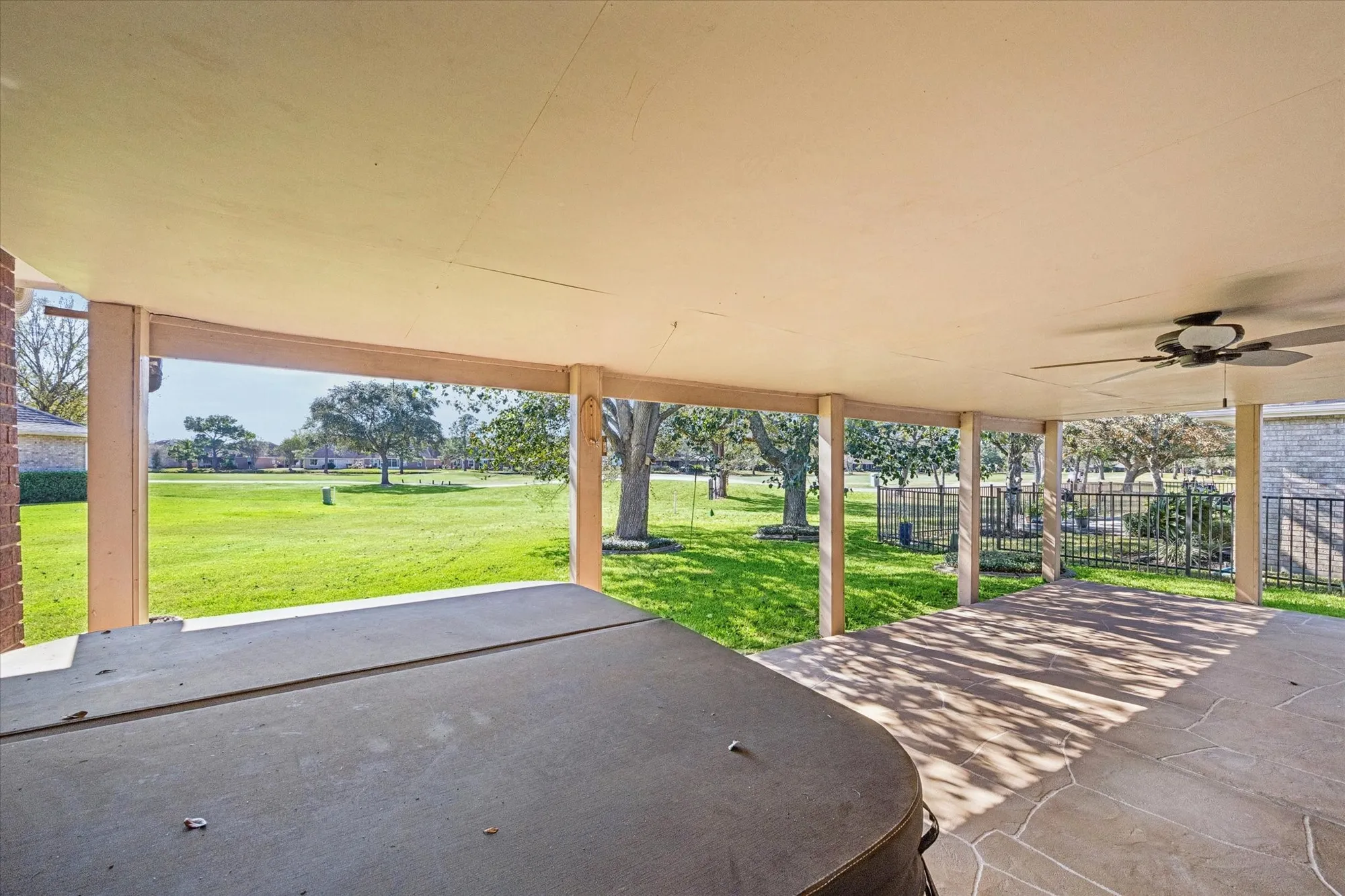 Property Slideshow image 23 of 26 | 3438 n peach hollow cir, Pearland, TX, 77584