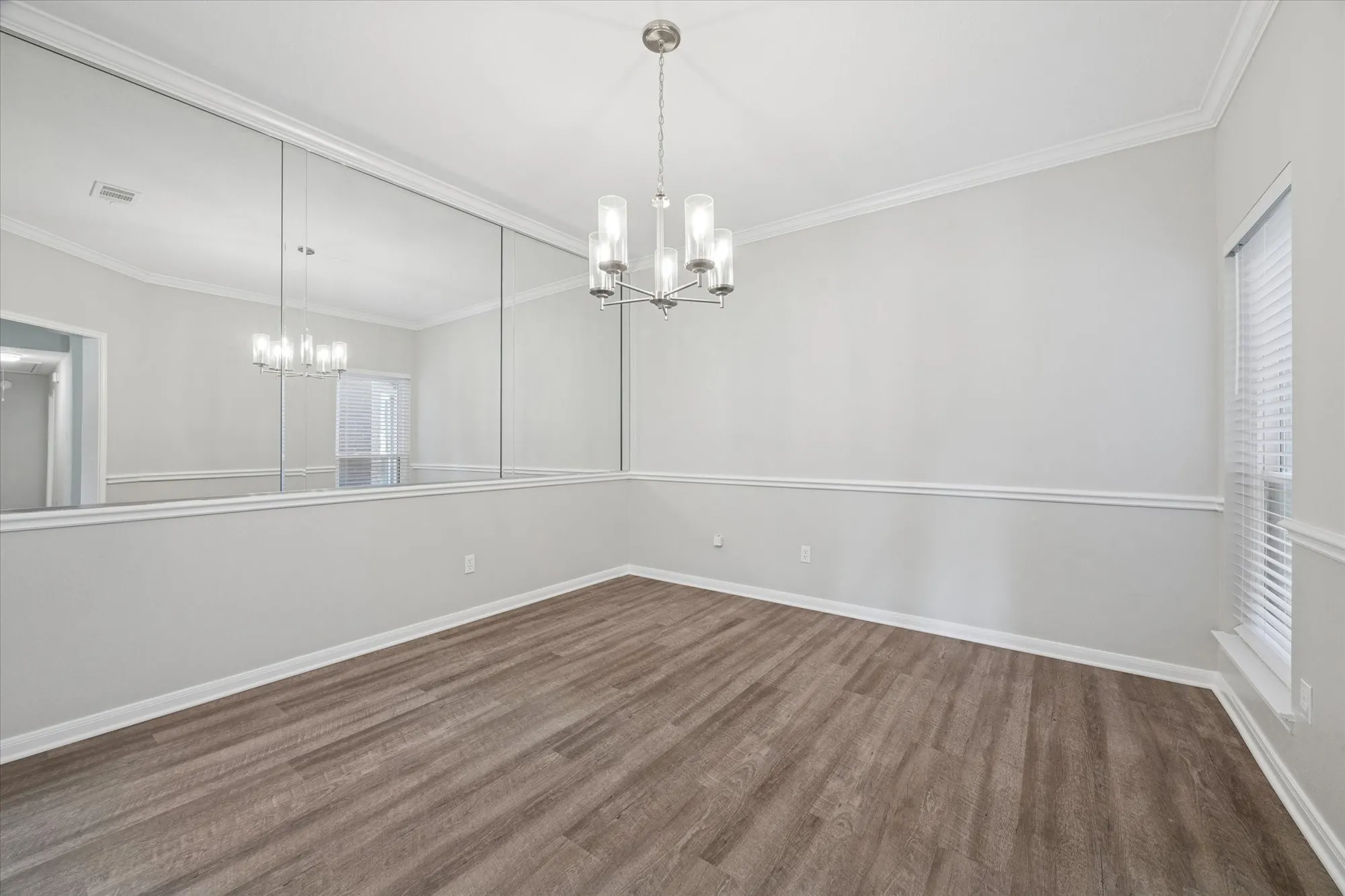 Property Slideshow image 7 of 26 | 3438 n peach hollow cir, Pearland, TX, 77584