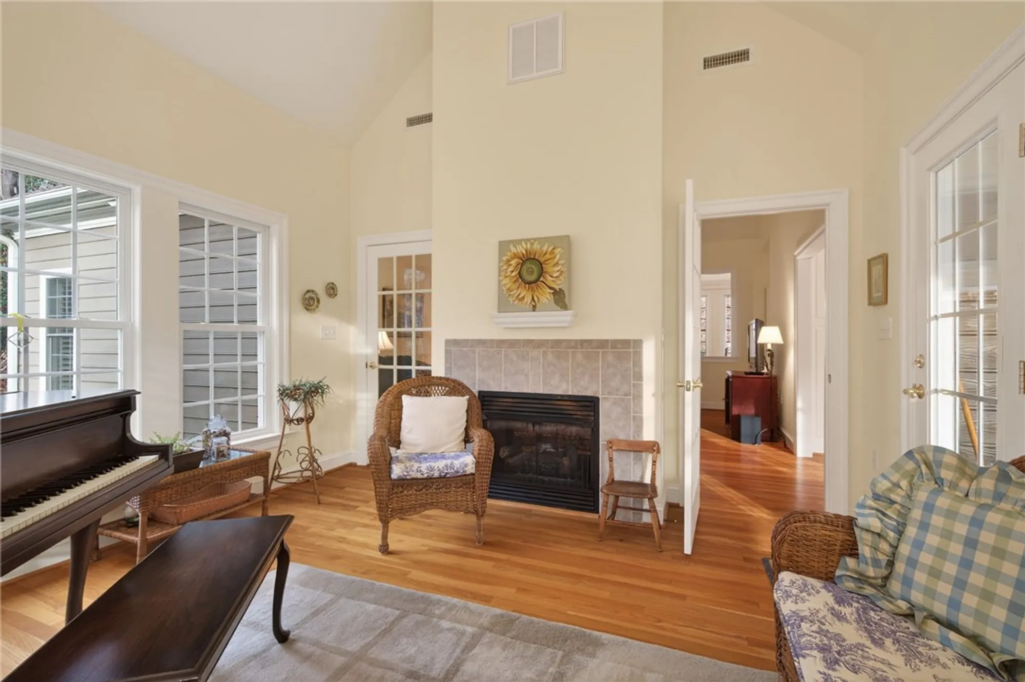 Property Slideshow image 8 of 32 | 110 moray firth, Williamsburg, VA, 23188