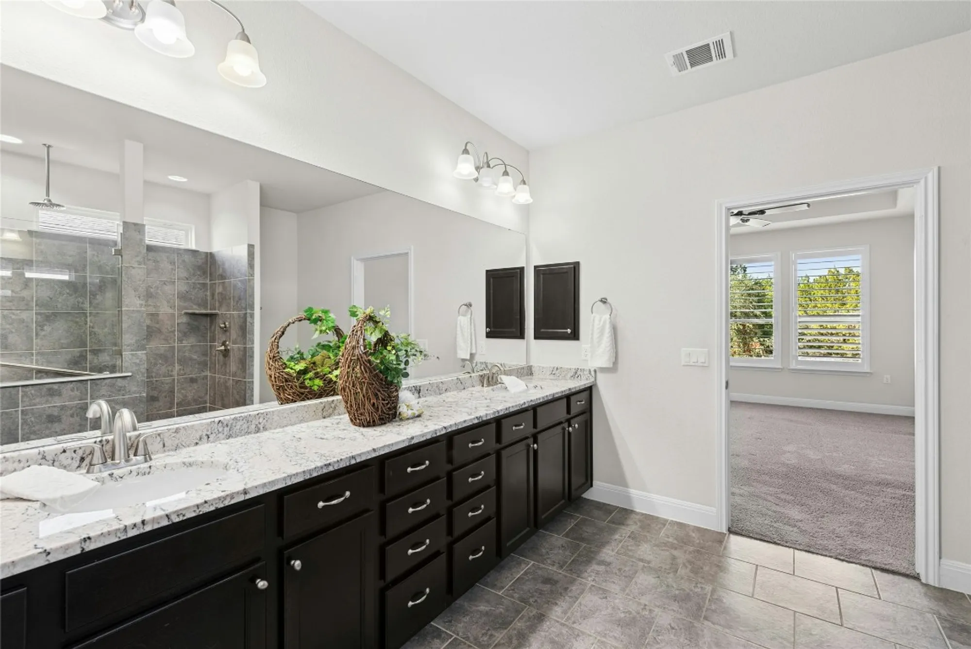 Property Slideshow image 21 of 39 | 104 cypress springs way, Georgetown, TX, 78633