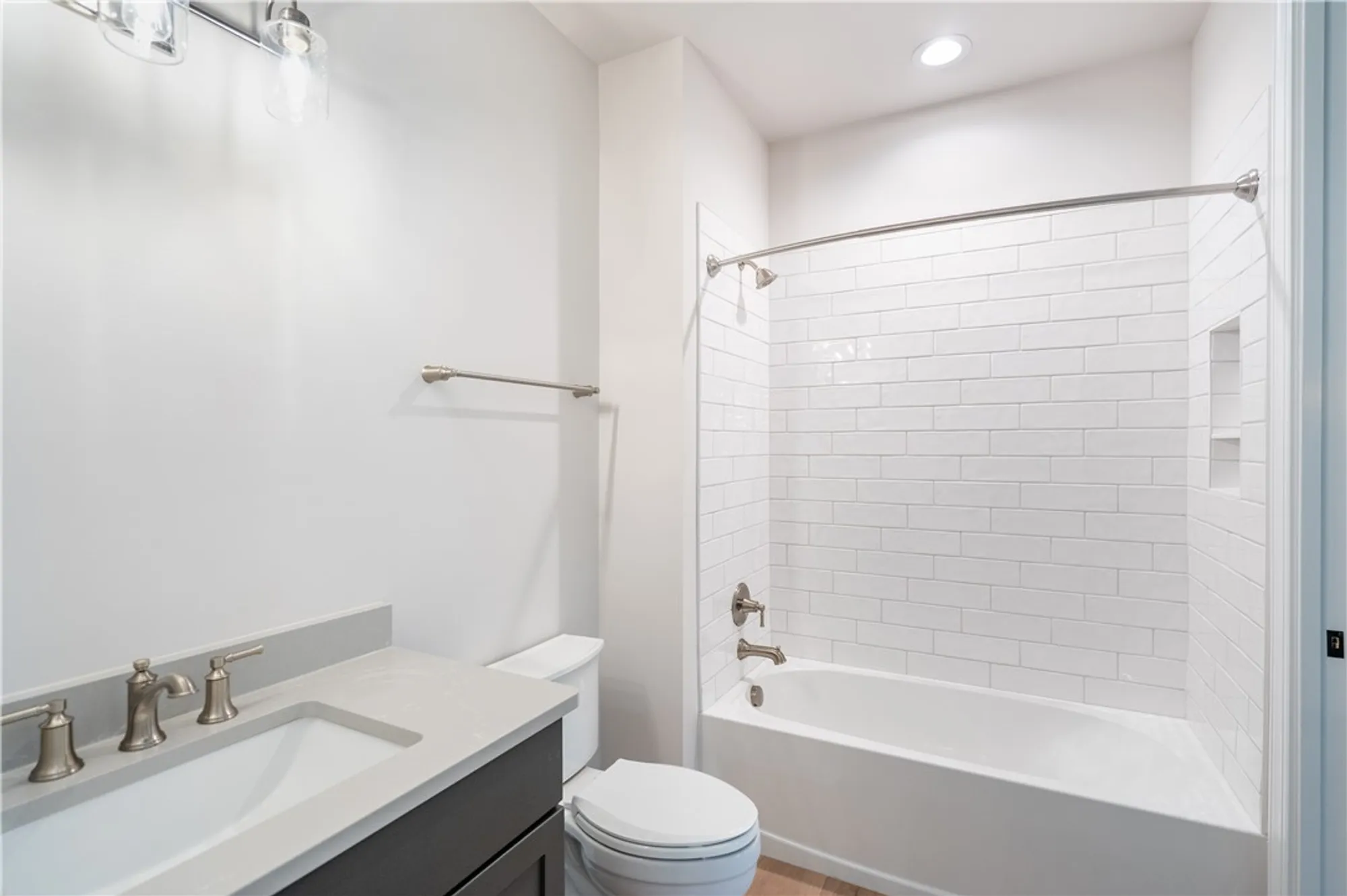 Property Slideshow image 16 of 47 | 3395 westport, Williamsburg, VA, 23188