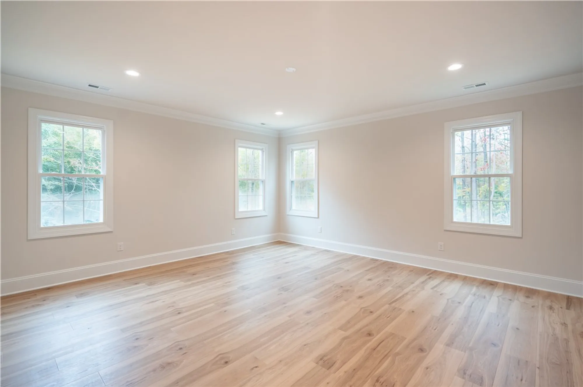 Property Slideshow image 31 of 47 | 3395 westport, Williamsburg, VA, 23188