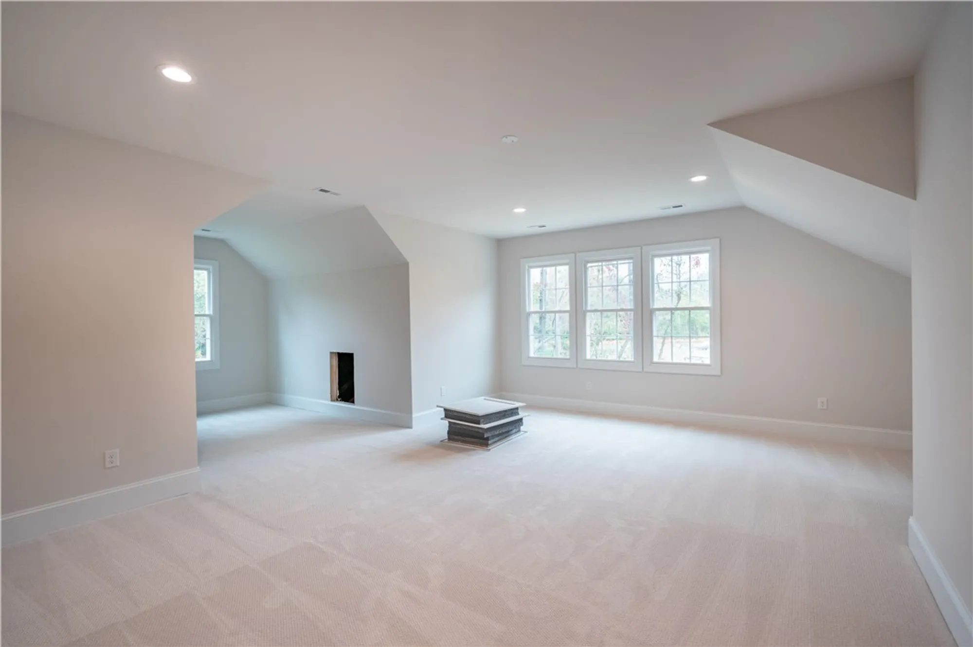 Property Slideshow image 32 of 47 | 3395 westport, Williamsburg, VA, 23188