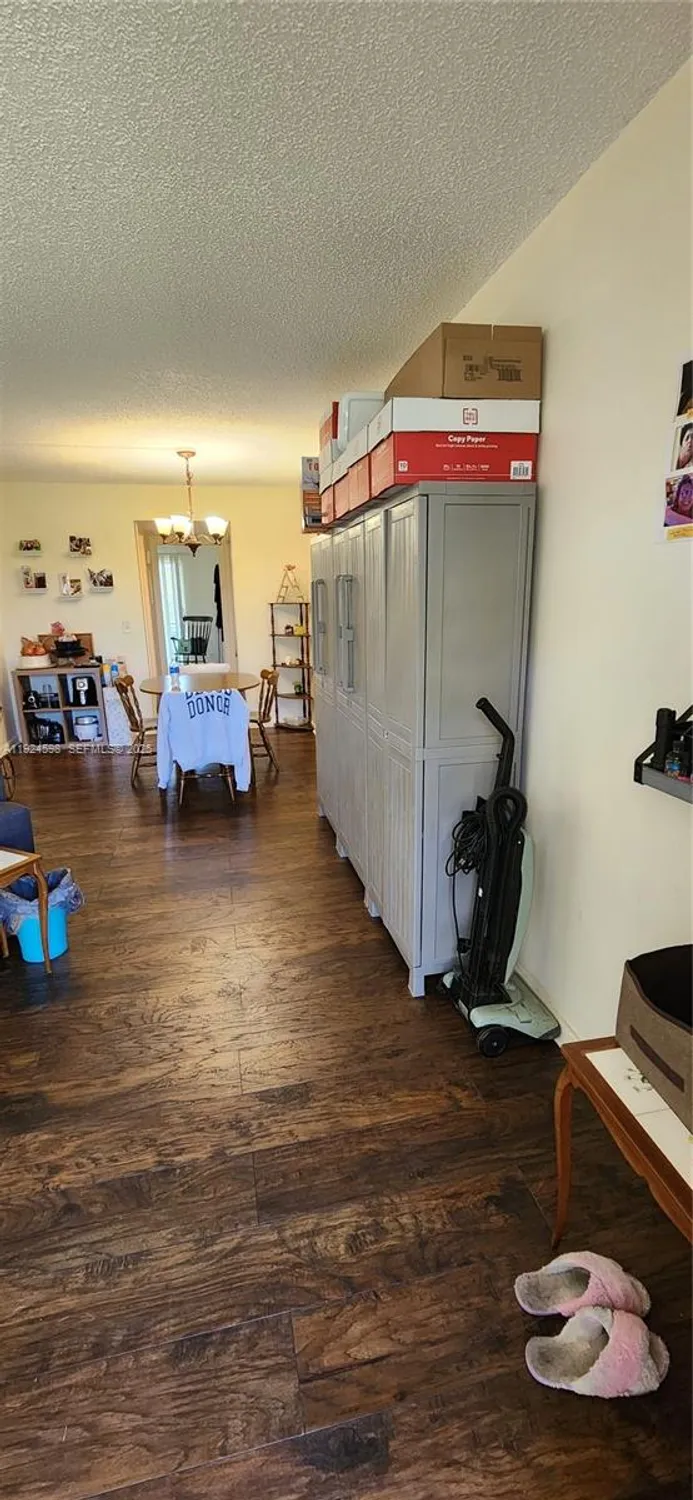 Property Slideshow image 4 of 13 | 191 preston e unit e, Boca Raton, FL, 33434