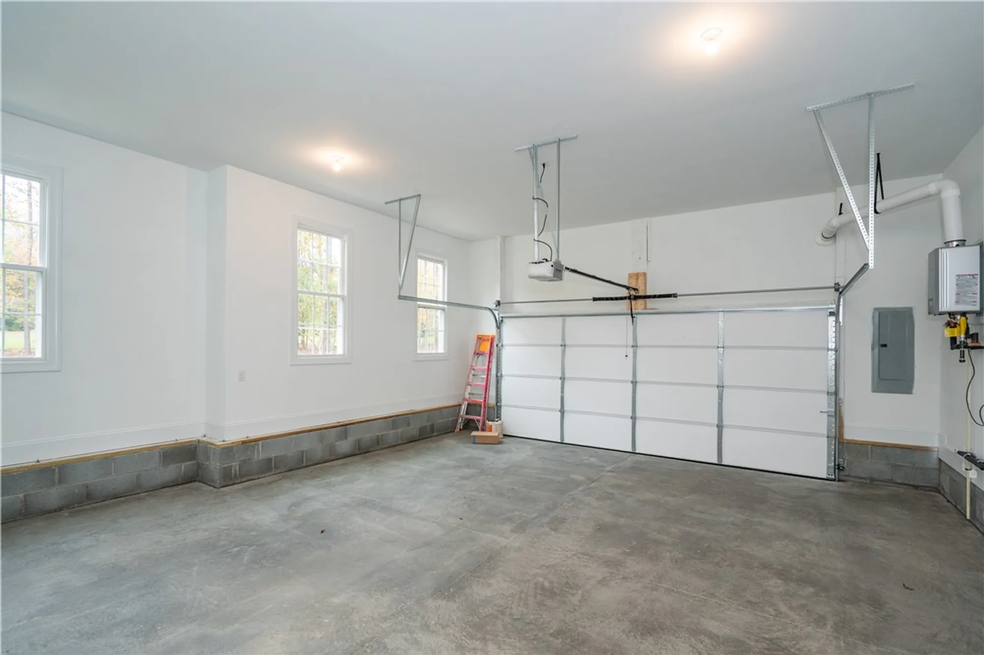 Property Slideshow image 24 of 37 | 3399 westport, Williamsburg, VA, 23188