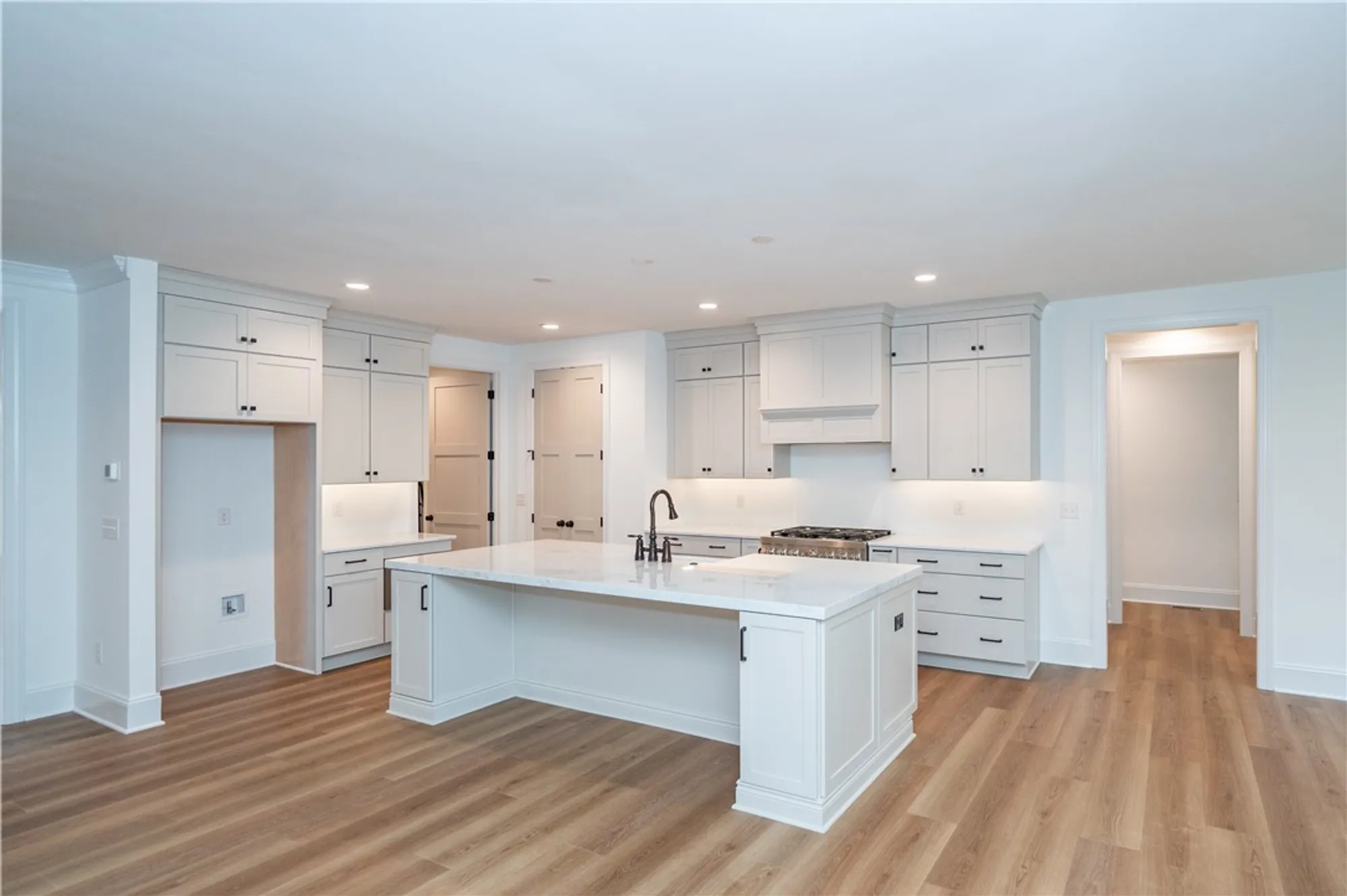 Property Slideshow image 25 of 37 | 3399 westport, Williamsburg, VA, 23188