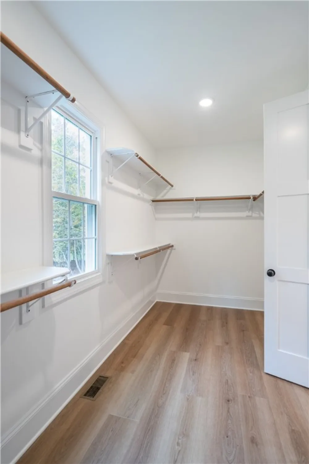 Property Slideshow image 20 of 37 | 3399 westport, Williamsburg, VA, 23188