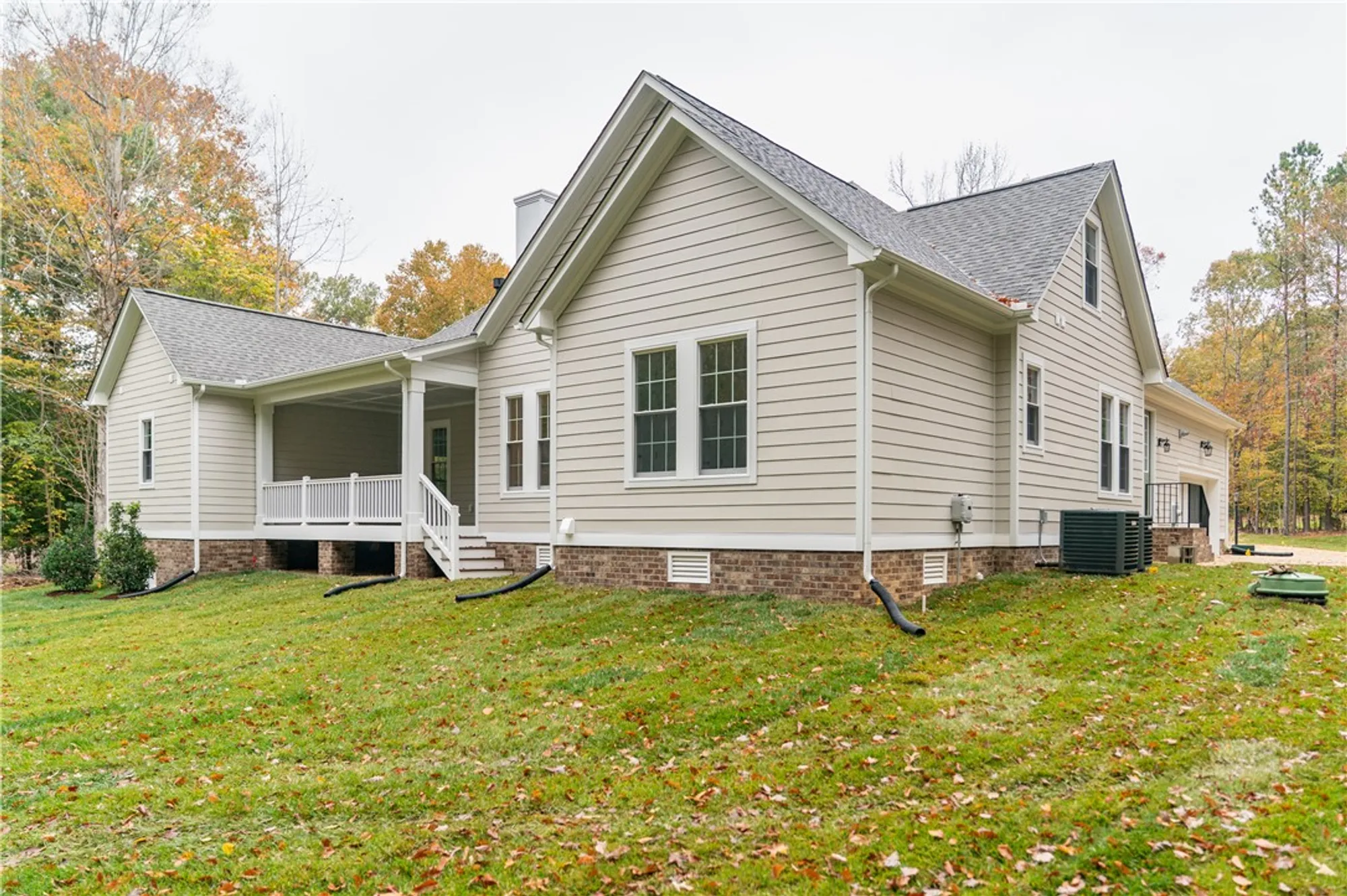 Property Slideshow image 4 of 37 | 3399 westport, Williamsburg, VA, 23188