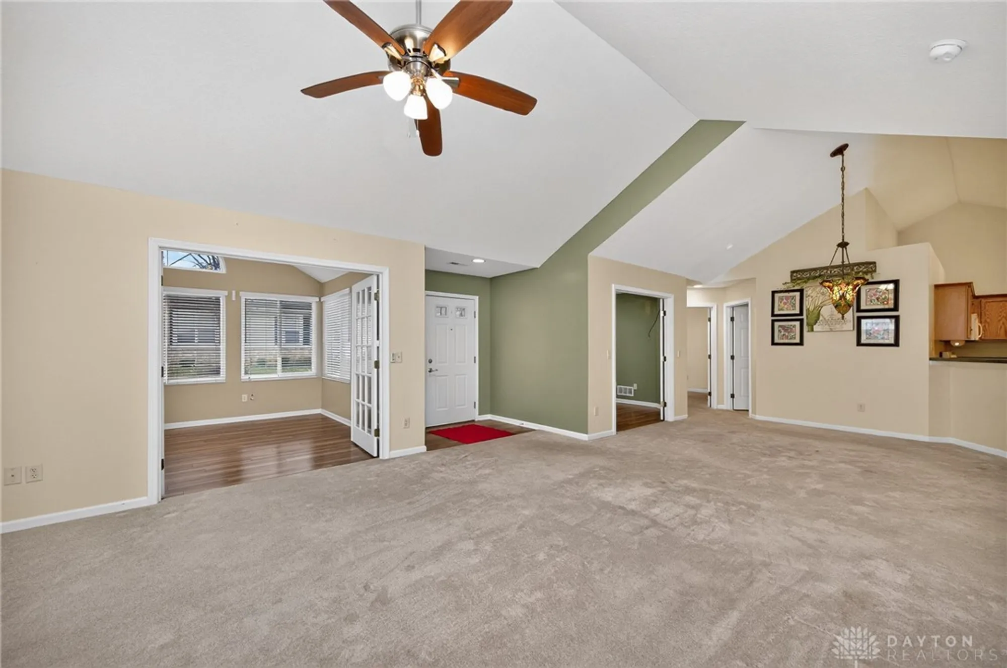 Property Slideshow image 24 of 54 | 4618 cobblestone dr, Tipp City, OH, 45371