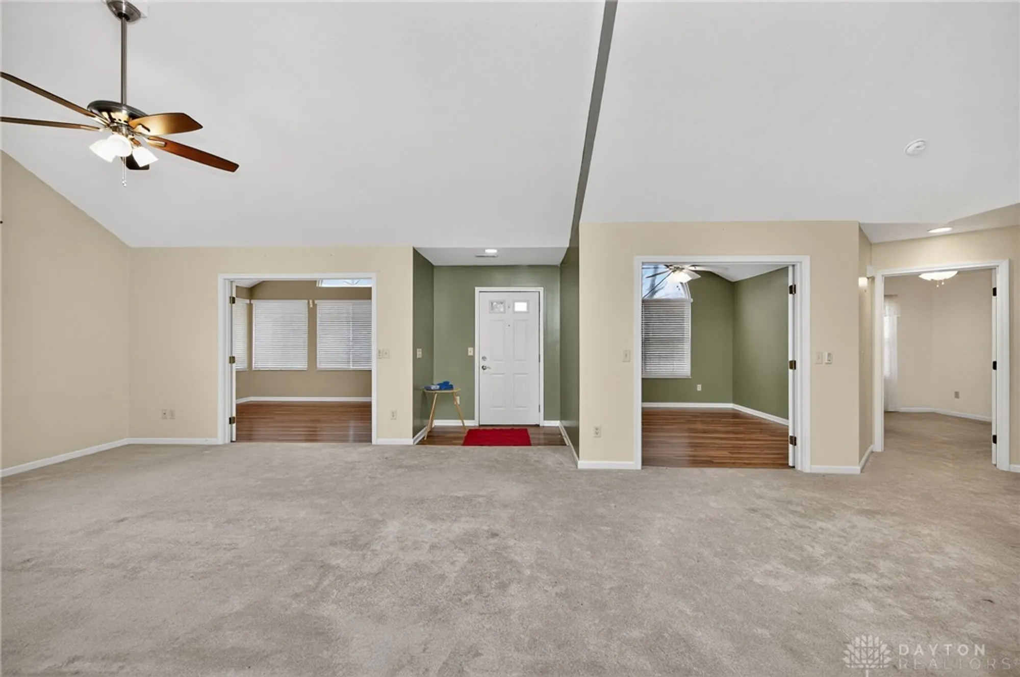 Property Slideshow image 20 of 54 | 4618 cobblestone dr, Tipp City, OH, 45371