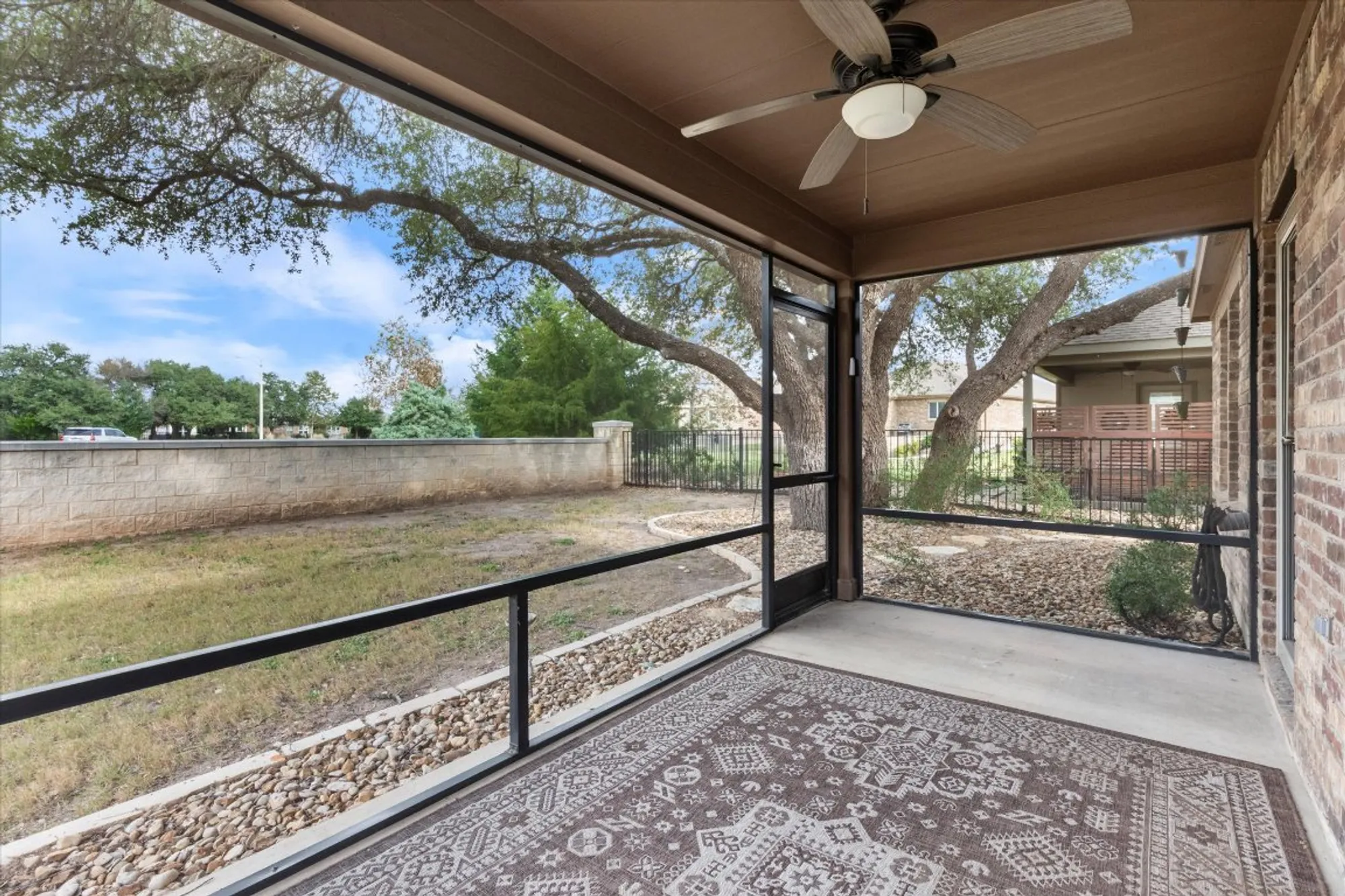 Property Slideshow image 22 of 29 | 510 holiday creek ln, Georgetown, TX, 78633