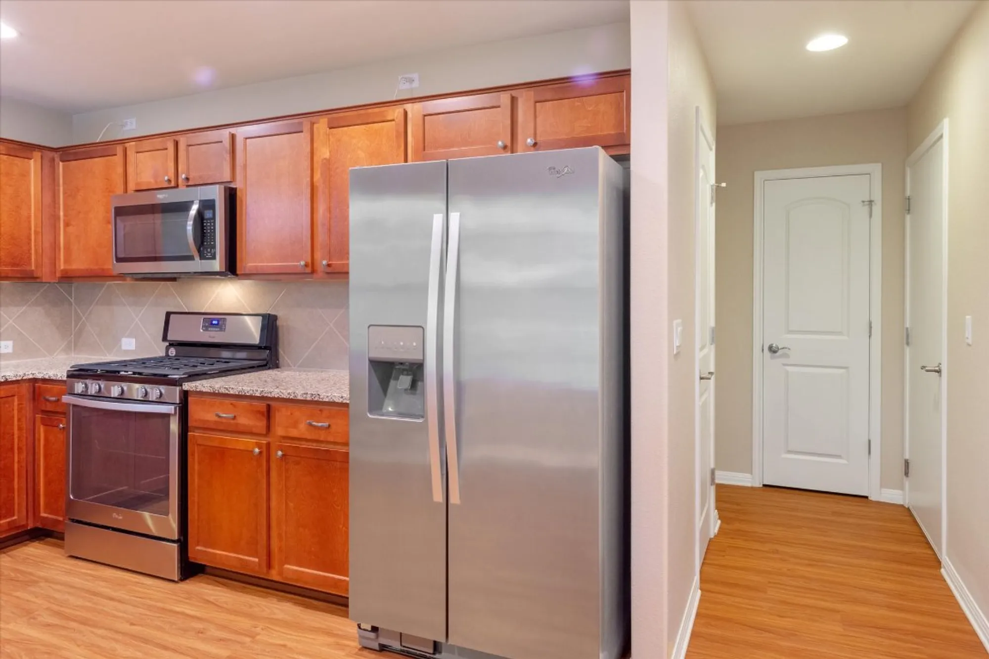 Property Slideshow image 7 of 29 | 510 holiday creek ln, Georgetown, TX, 78633