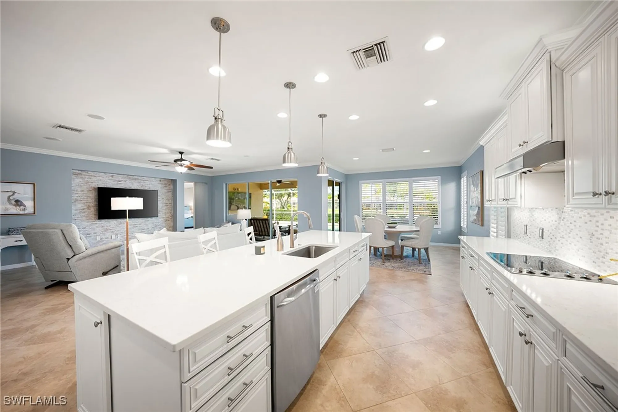 Property Slideshow image 11 of 37 | 15018 cuberra ln, Bonita Springs, FL, 34135