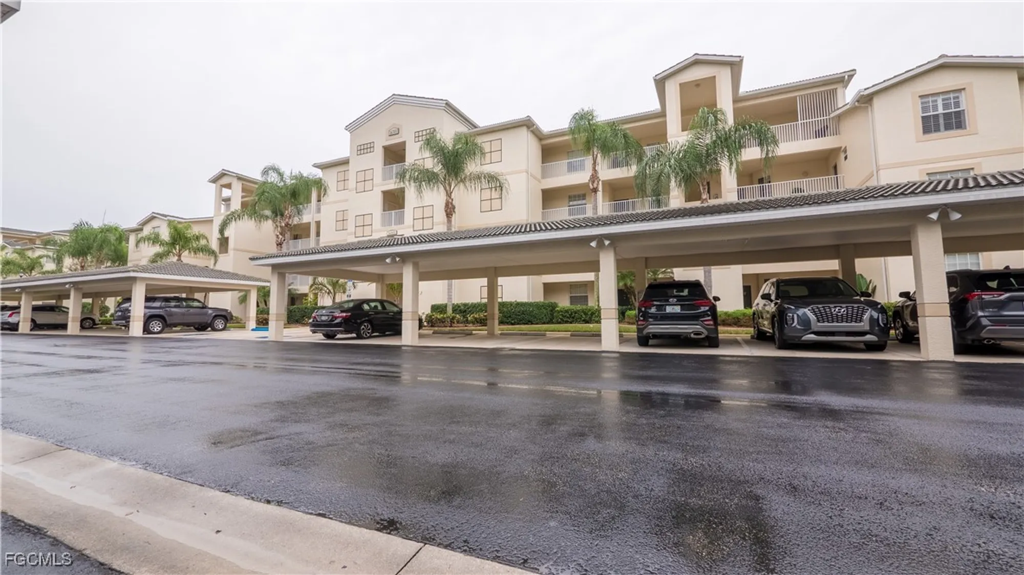 Property Slideshow image 13 of 22 | 14300 bristol bay pl 302, Fort Myers, FL, 33912
