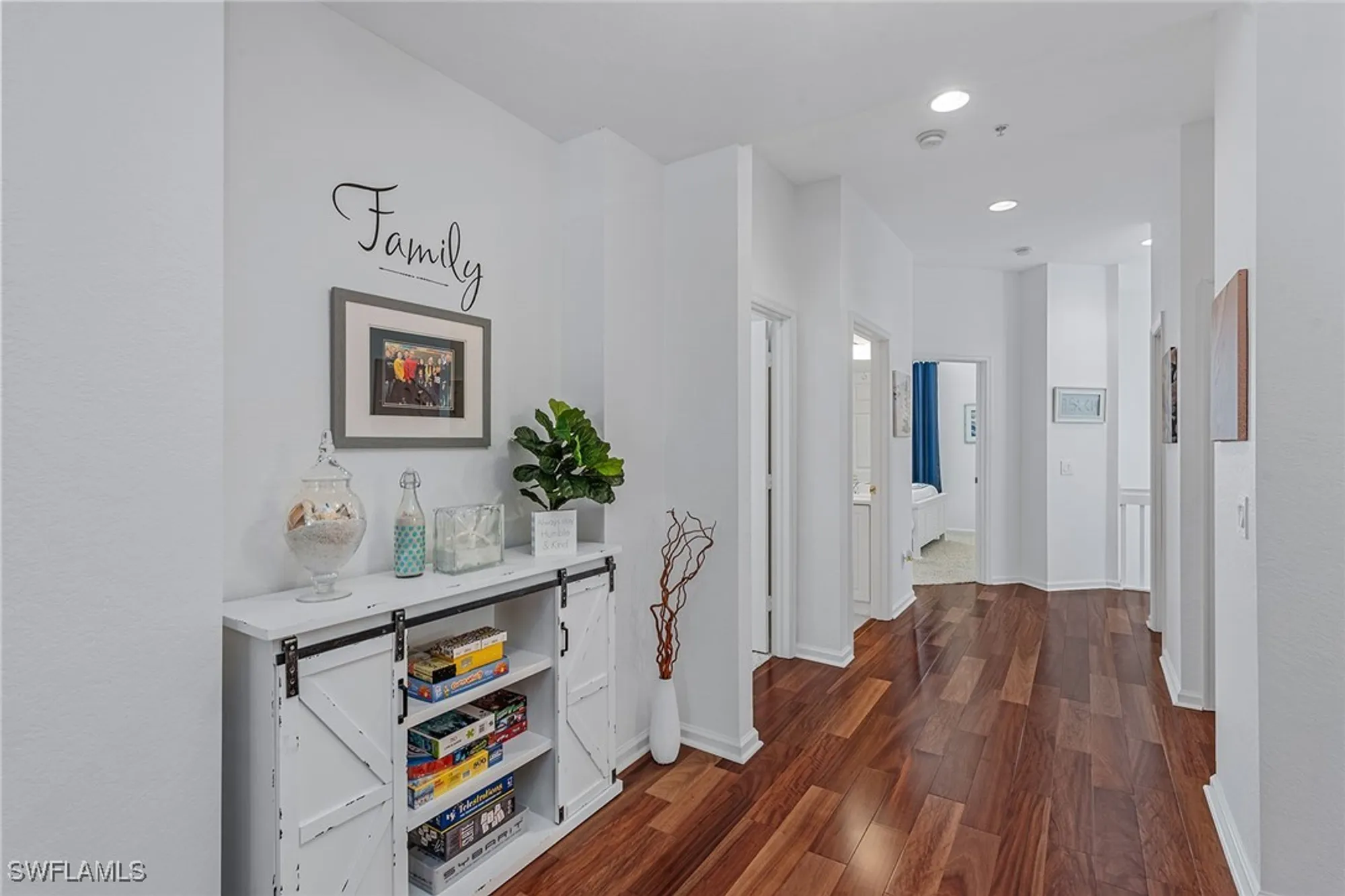 Property Slideshow image 18 of 48 | 3945 deer crossing ct 203, Naples, FL, 34114