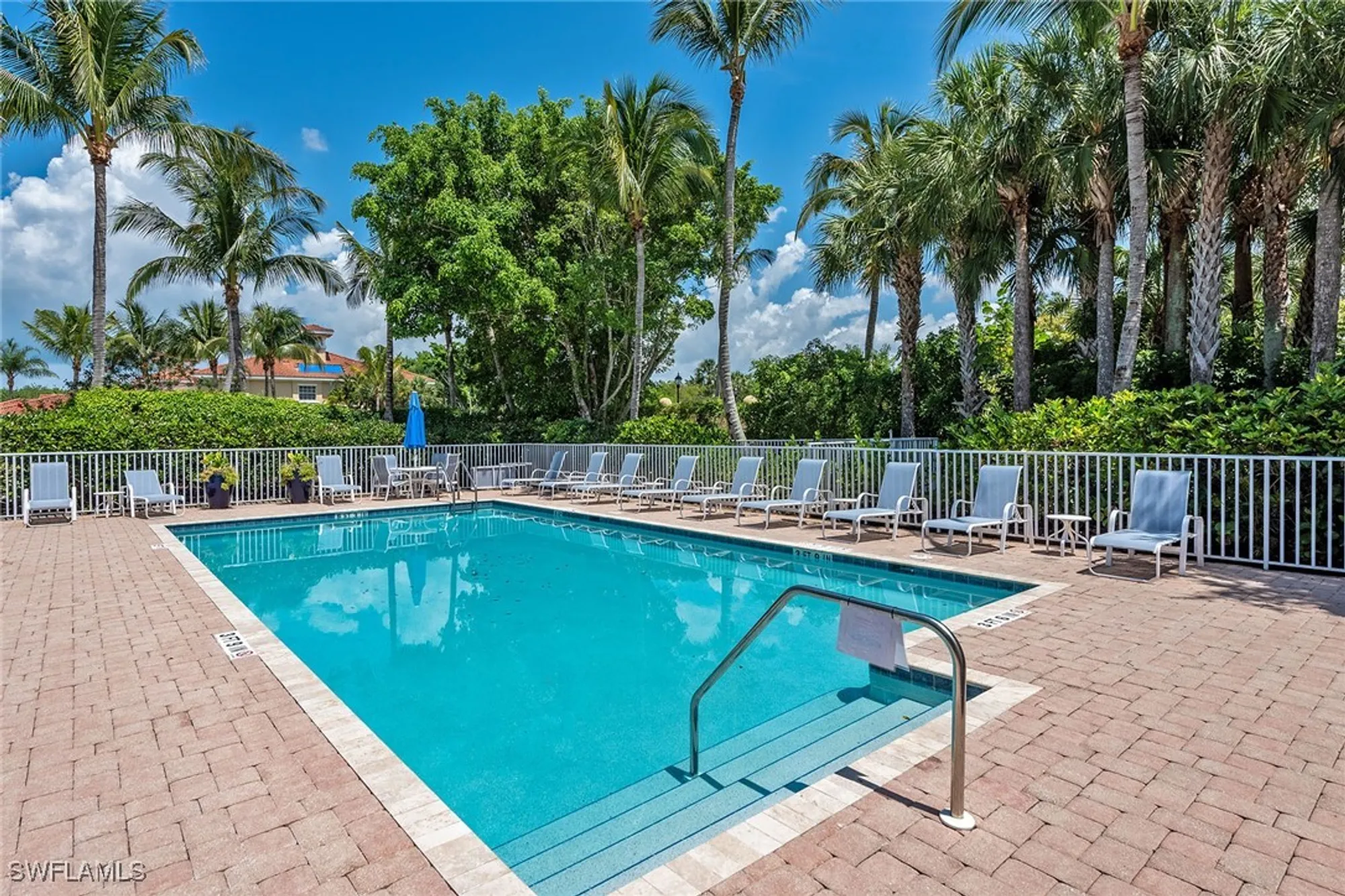 Property Slideshow image 33 of 48 | 3945 deer crossing ct 203, Naples, FL, 34114