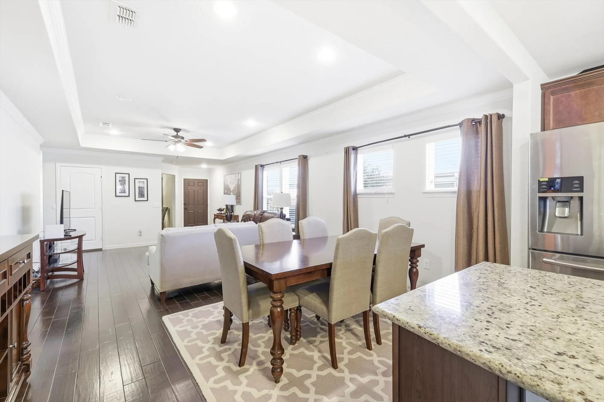 Property Slideshow image 13 of 40 | 7992 cool river dr, Frisco, TX, 75036