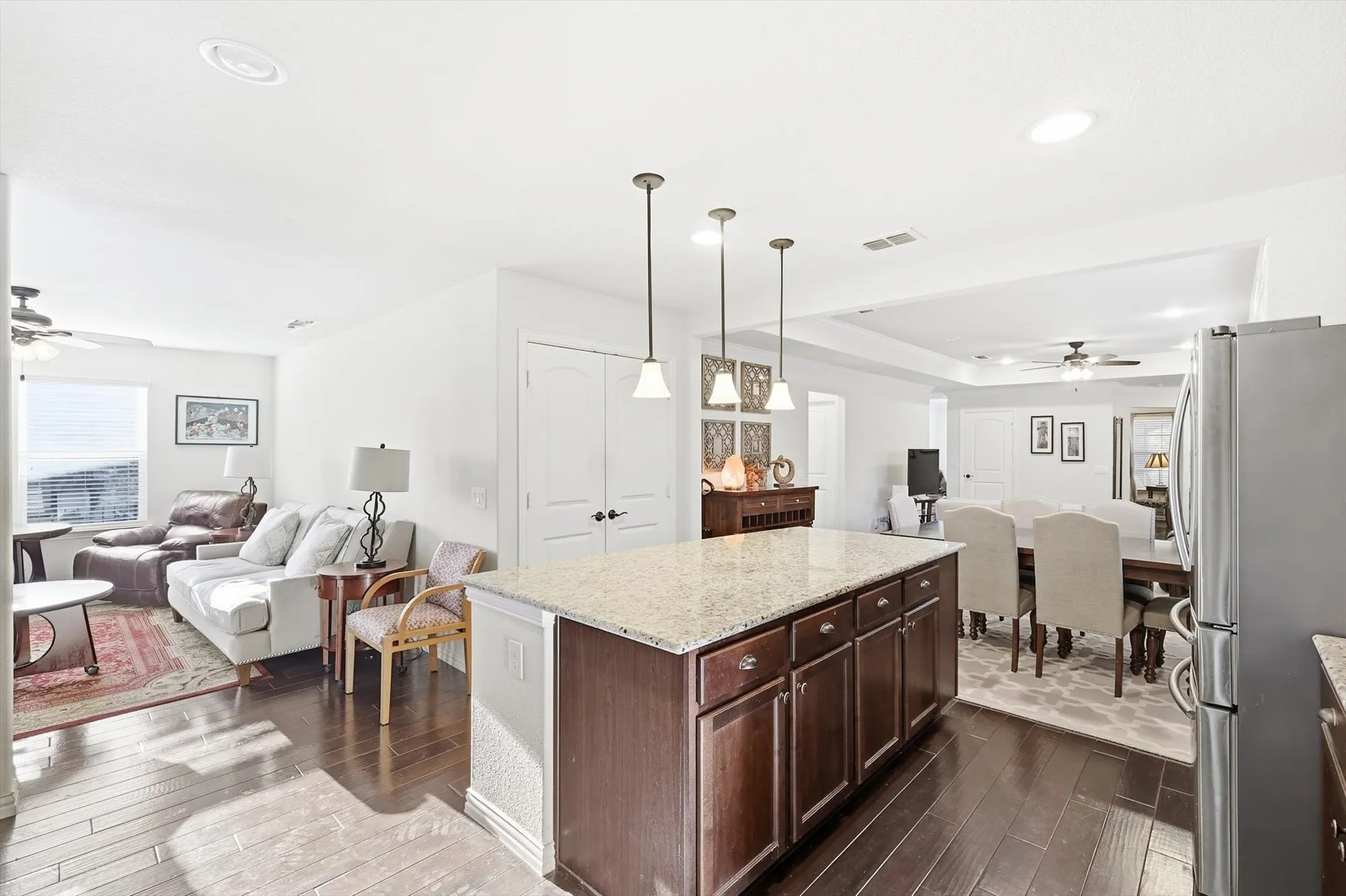 Property Slideshow image 21 of 40 | 7992 cool river dr, Frisco, TX, 75036