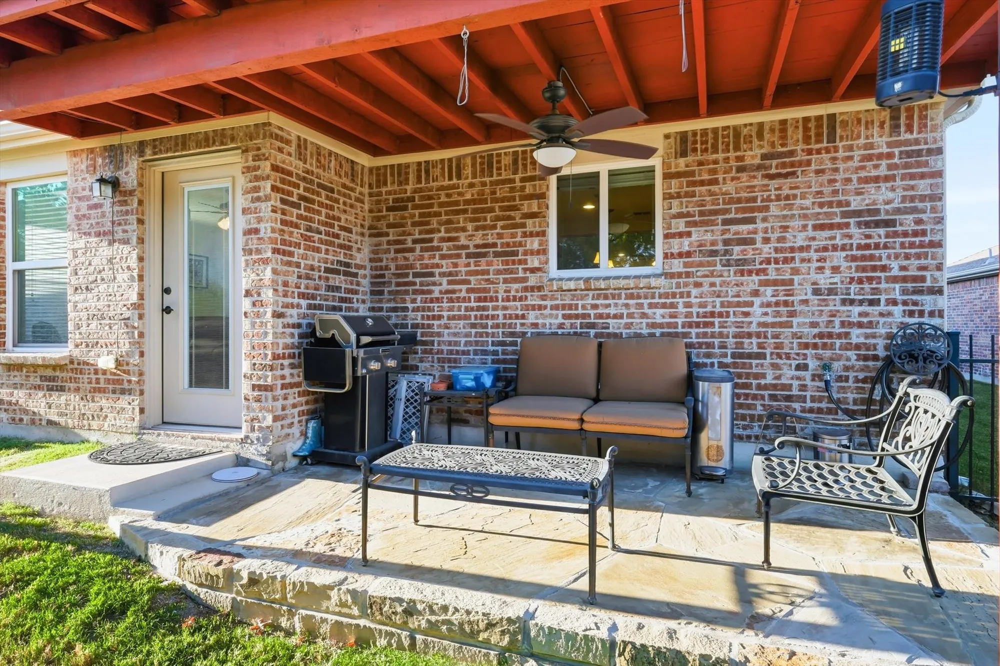 Property Slideshow image 34 of 40 | 7992 cool river dr, Frisco, TX, 75036