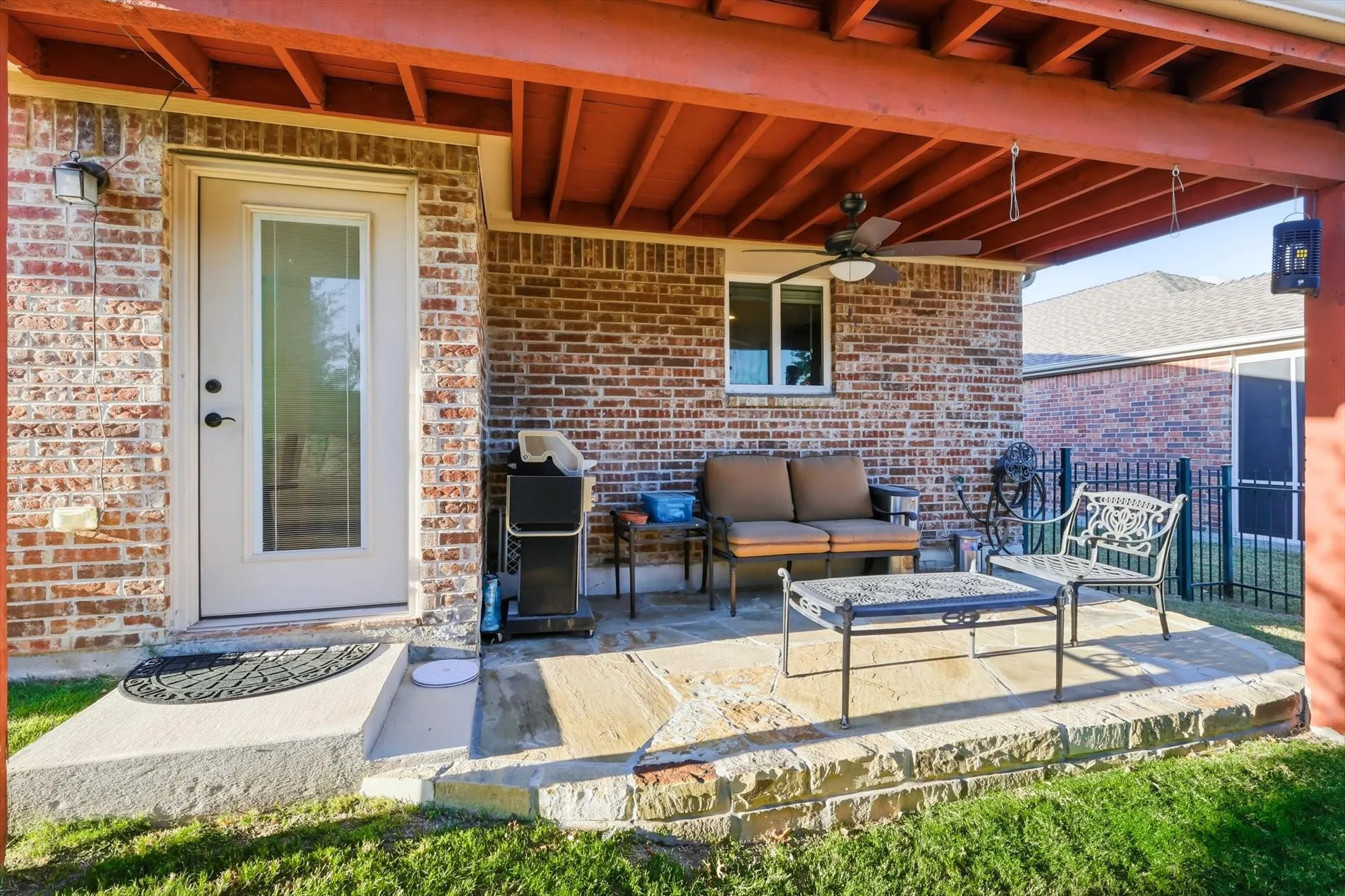 Property Slideshow image 33 of 40 | 7992 cool river dr, Frisco, TX, 75036