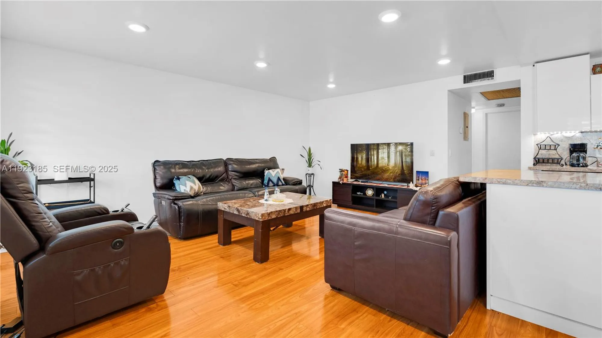 Property Slideshow image 2 of 42 | 551 sw 135th ave b208, Pembroke Pines, FL, 33027