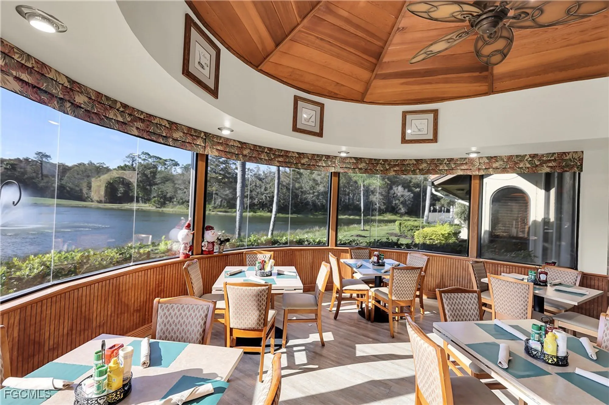 Property Slideshow image 32 of 43 | 12699 cold stream dr, Fort Myers, FL, 33912