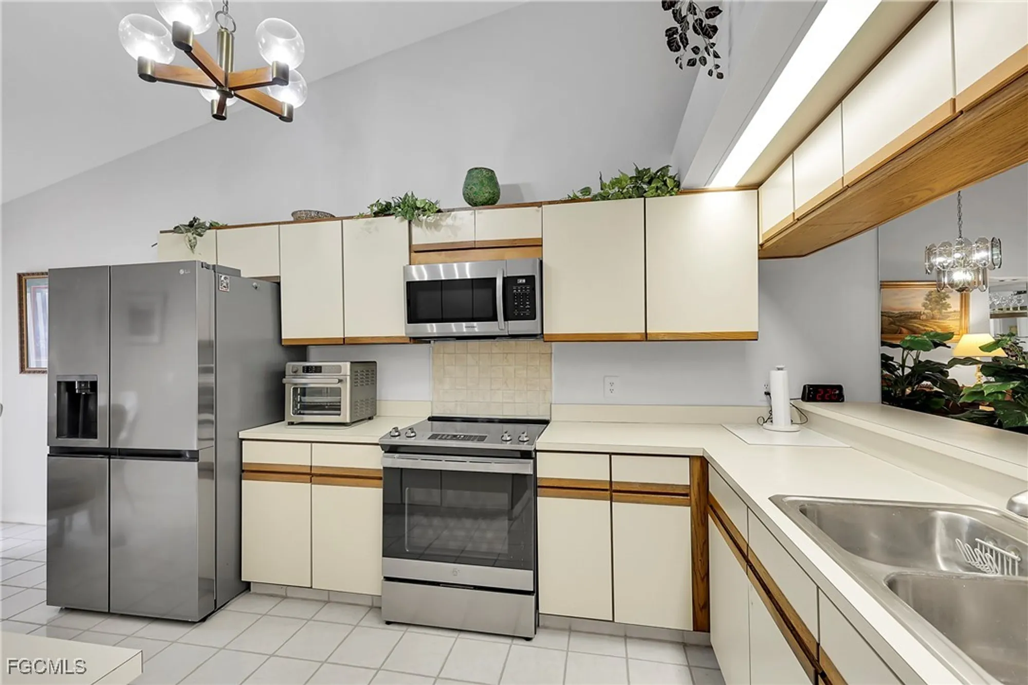 Property Slideshow image 5 of 43 | 12699 cold stream dr, Fort Myers, FL, 33912