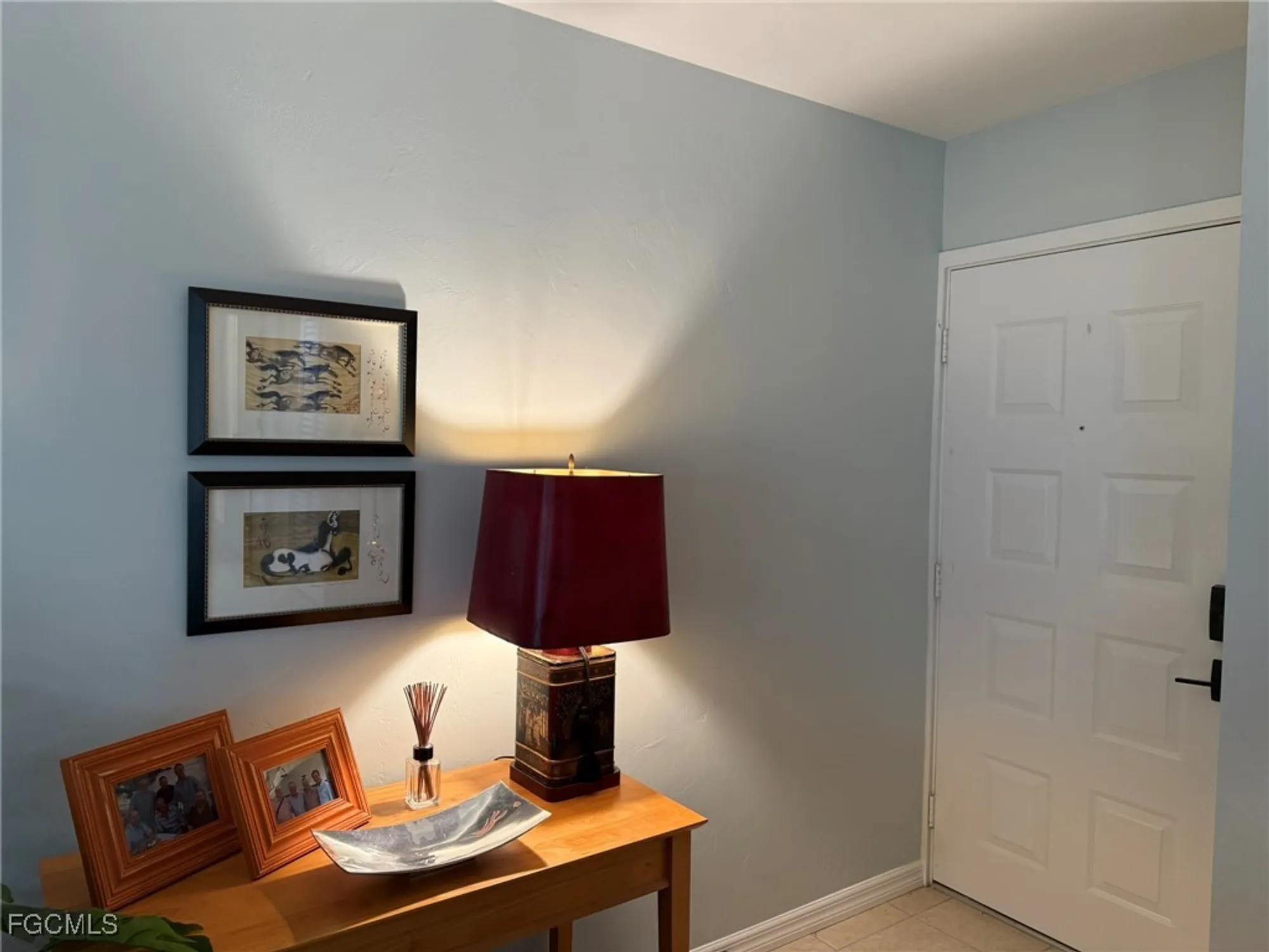 Property Slideshow image 14 of 48 | 5630 trailwinds dr 215, Fort Myers, FL, 33907
