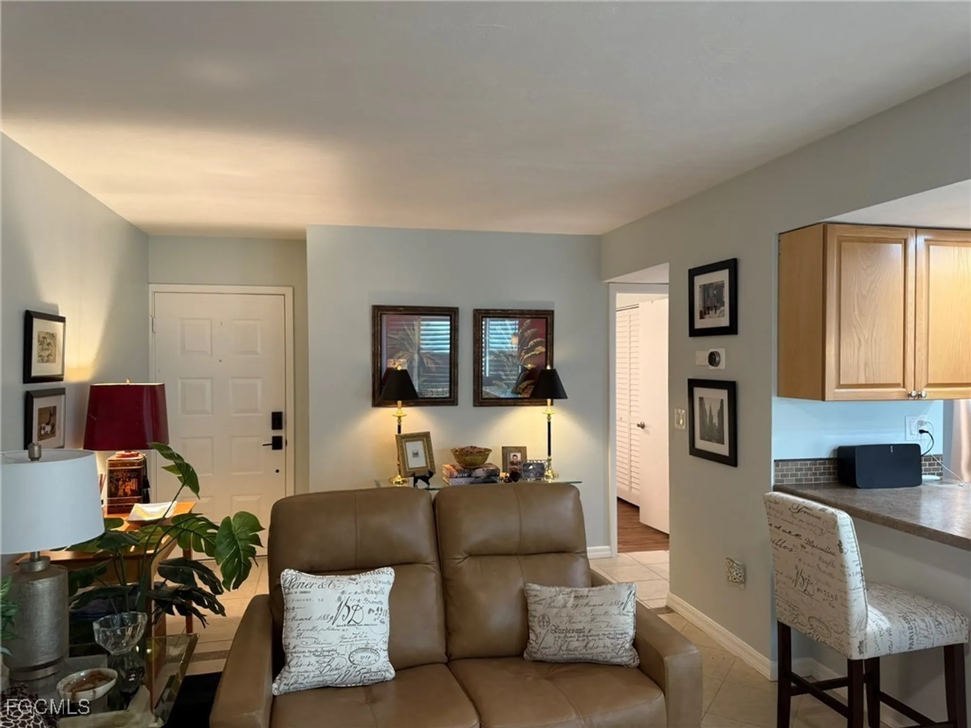 Property Slideshow image 16 of 48 | 5630 trailwinds dr 215, Fort Myers, FL, 33907