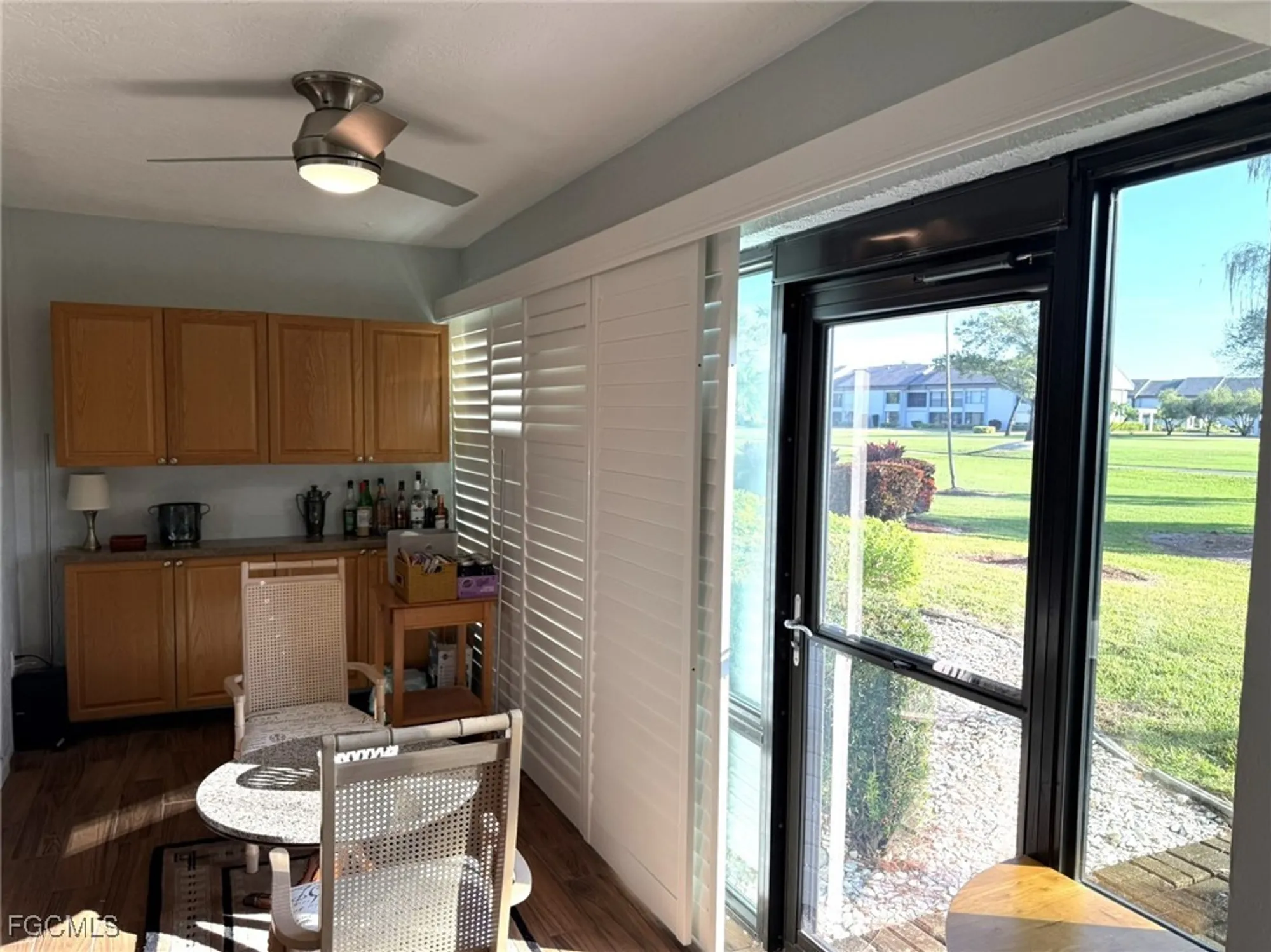 Property Slideshow image 12 of 48 | 5630 trailwinds dr 215, Fort Myers, FL, 33907