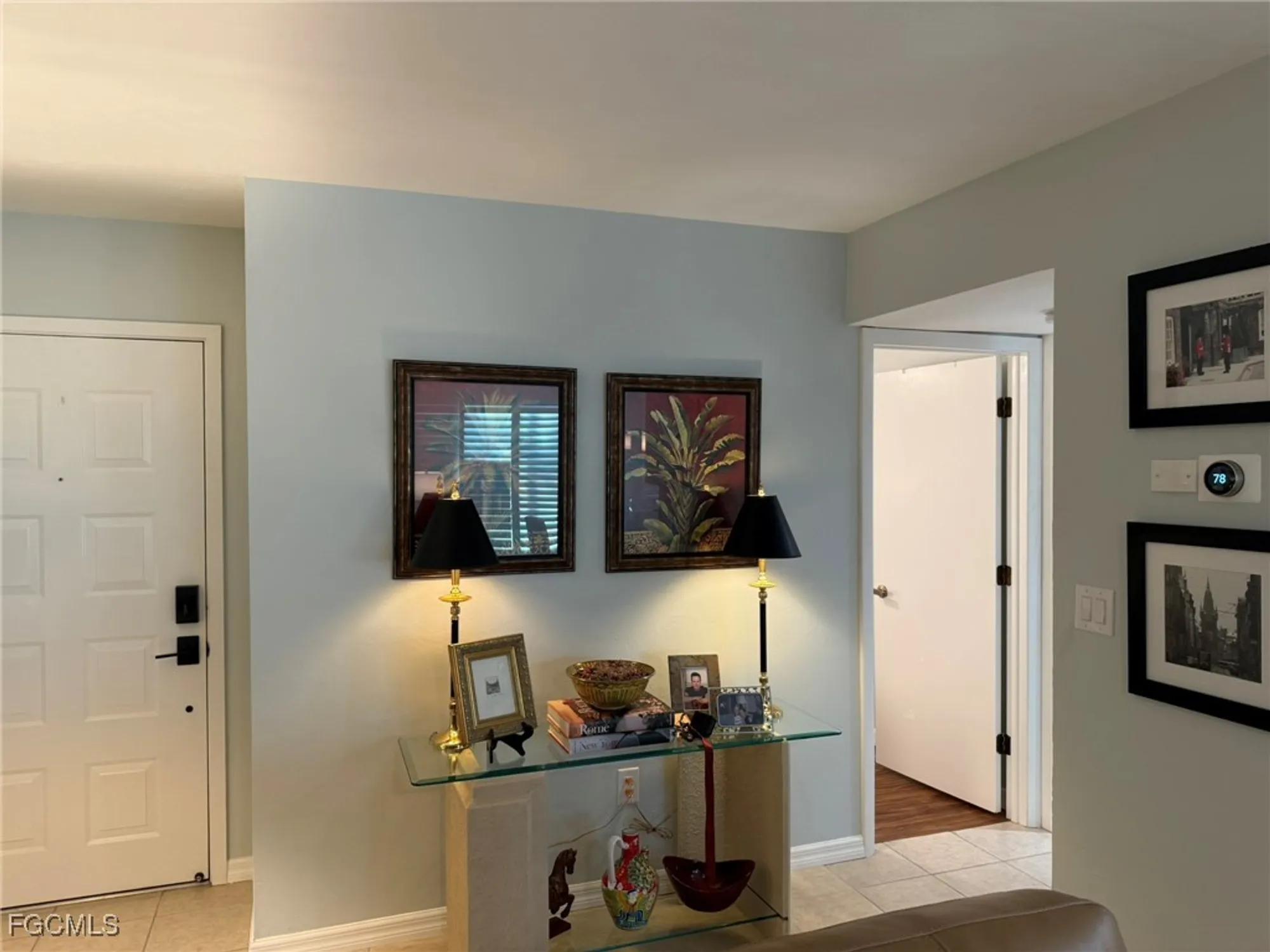 Property Slideshow image 13 of 48 | 5630 trailwinds dr 215, Fort Myers, FL, 33907