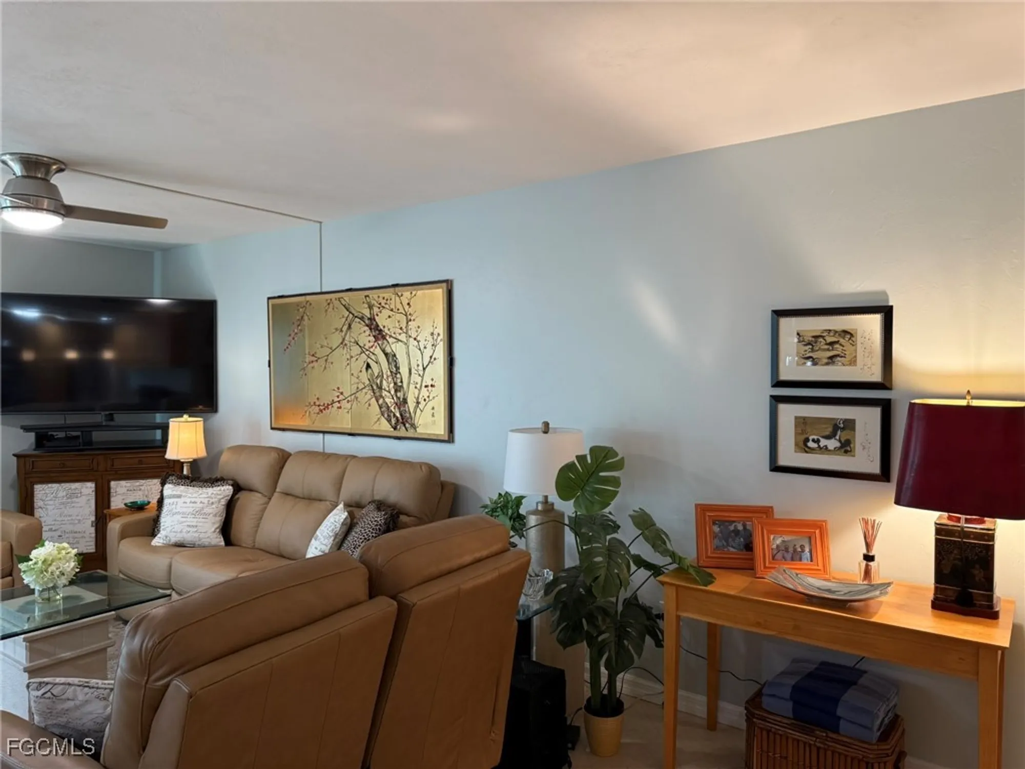 Property Slideshow image 20 of 48 | 5630 trailwinds dr 215, Fort Myers, FL, 33907