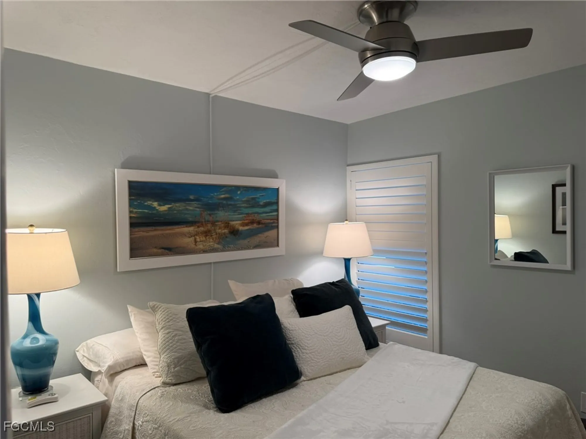 Property Slideshow image 33 of 48 | 5630 trailwinds dr 215, Fort Myers, FL, 33907