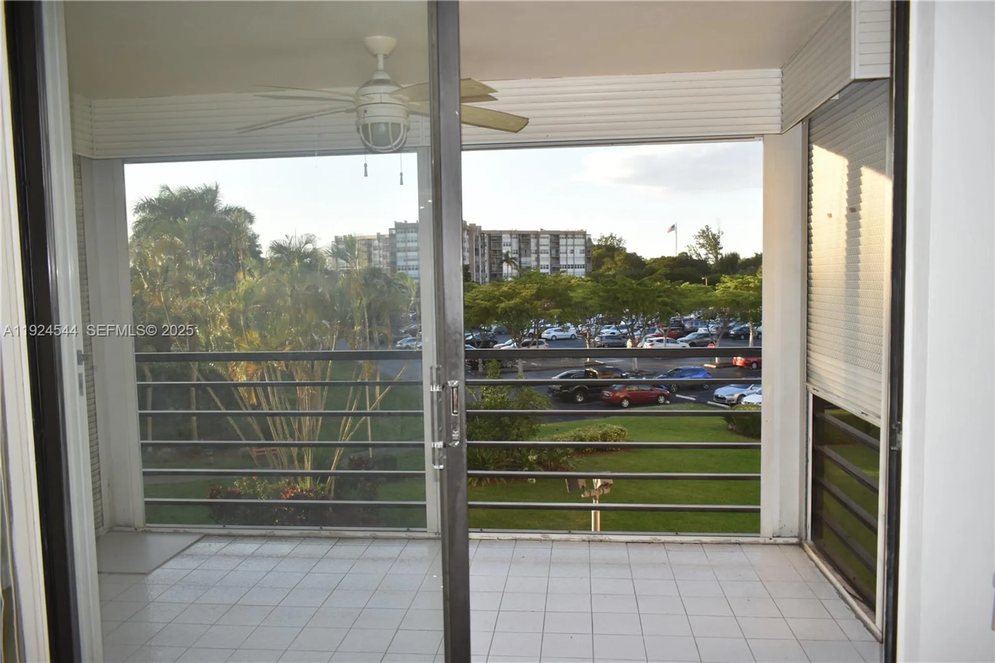 Property Slideshow image 15 of 37 | 1100 saint charles pl 308, Pembroke Pines, FL, 33026