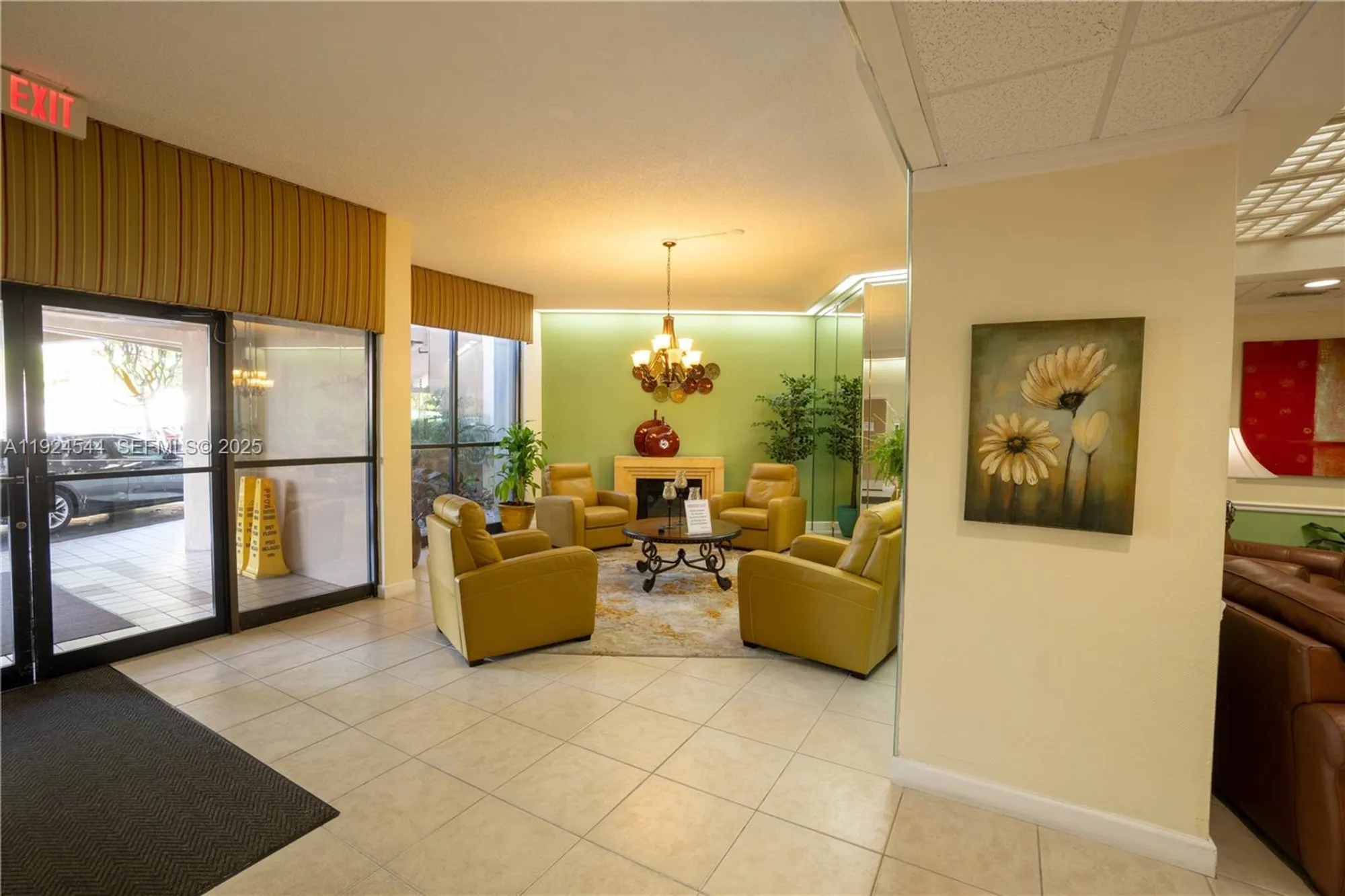 Property Slideshow image 18 of 37 | 1100 saint charles pl 308, Pembroke Pines, FL, 33026
