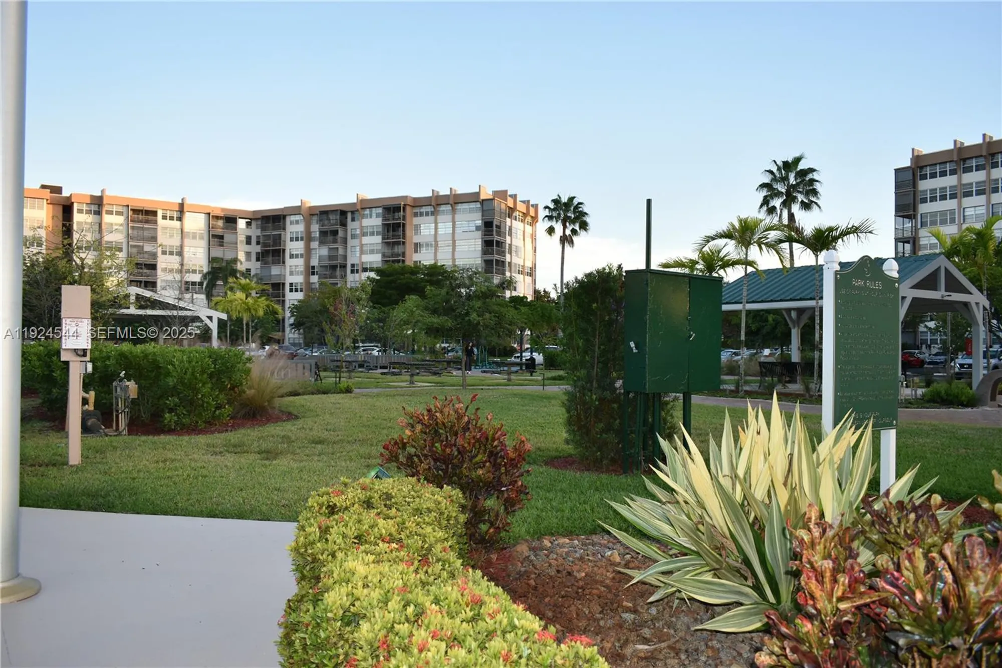 Property Slideshow image 27 of 37 | 1100 saint charles pl 308, Pembroke Pines, FL, 33026
