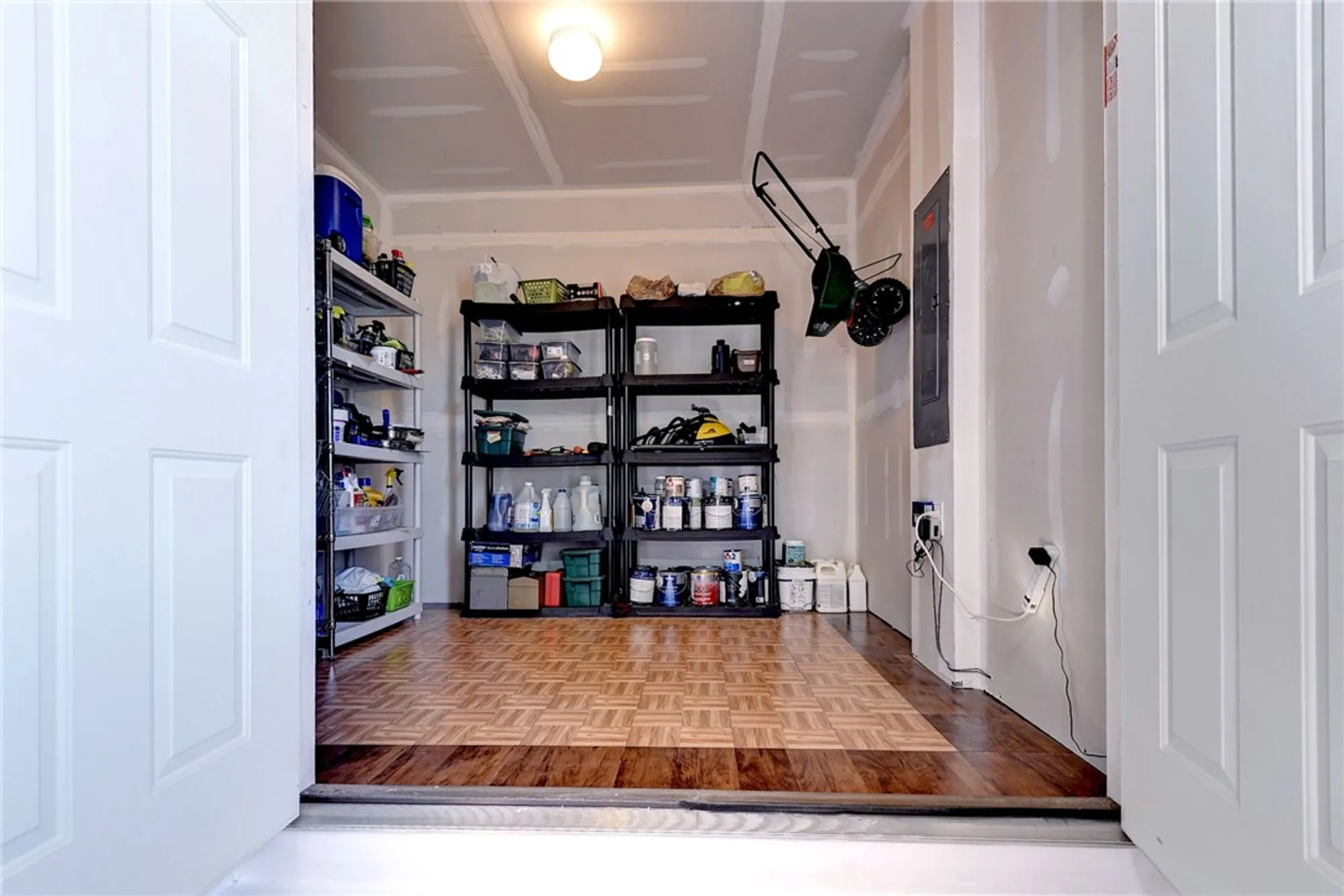 Property Slideshow image 41 of 50 | 7009 westbrook dr, Williamsburg, VA, 23188