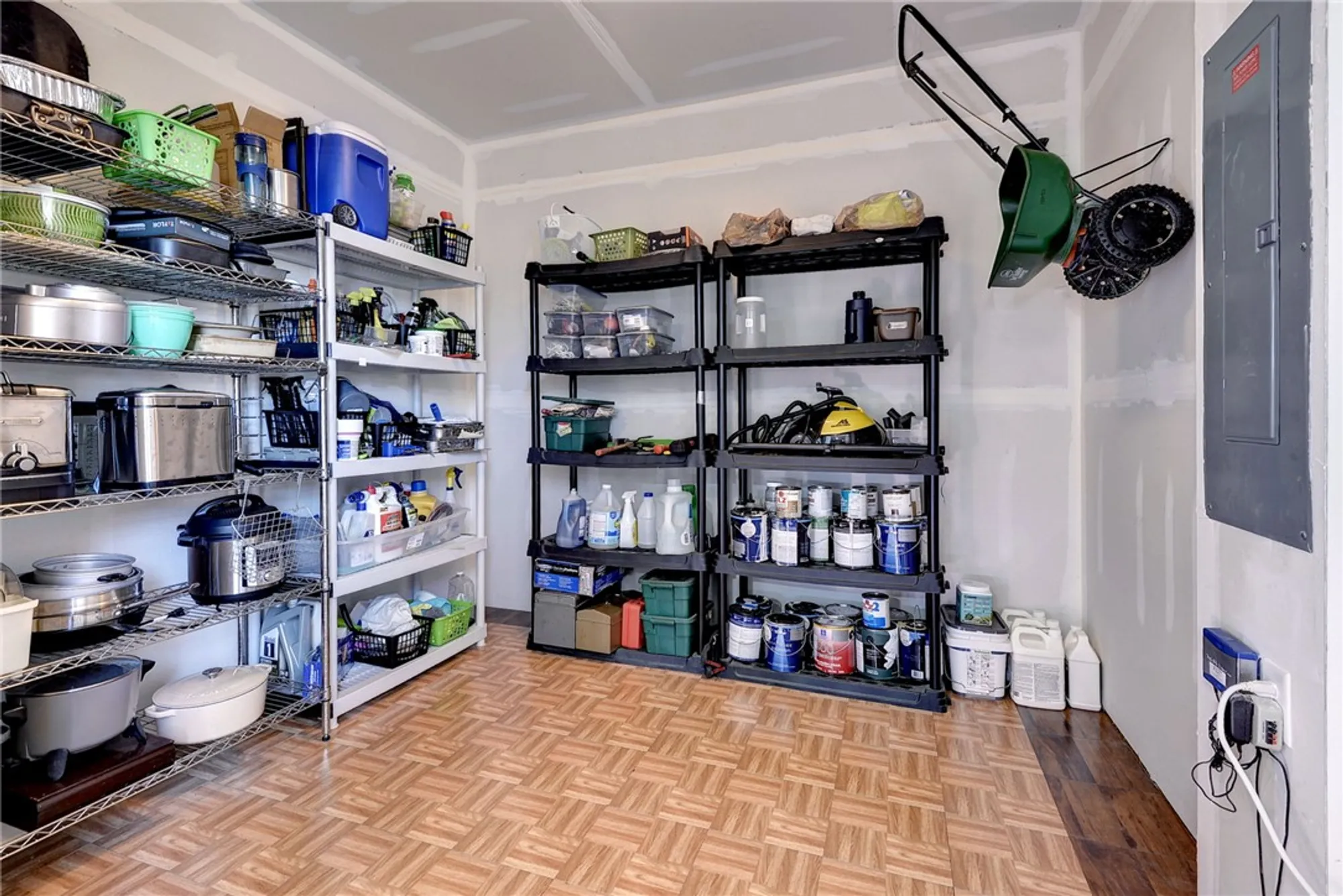 Property Slideshow image 42 of 50 | 7009 westbrook dr, Williamsburg, VA, 23188