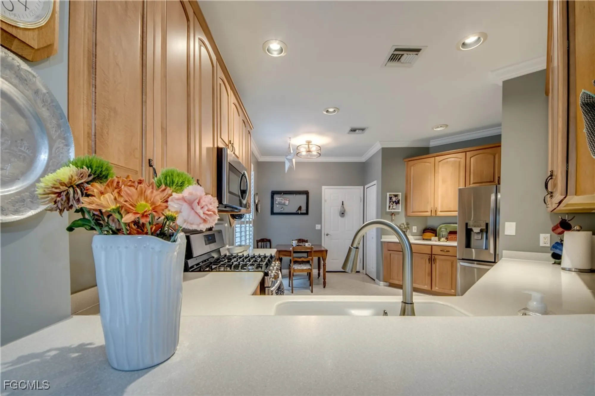 Property Slideshow image 13 of 45 | 10645 avila cir, Fort Myers, FL, 33913