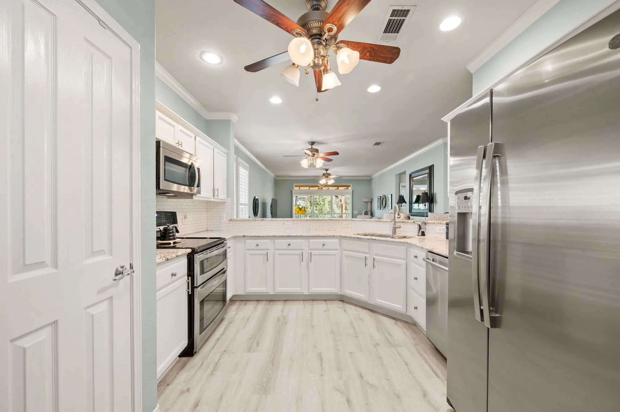 Property Slideshow image 1 of 35 | 7846 hogan ct, Frisco, TX, 75036